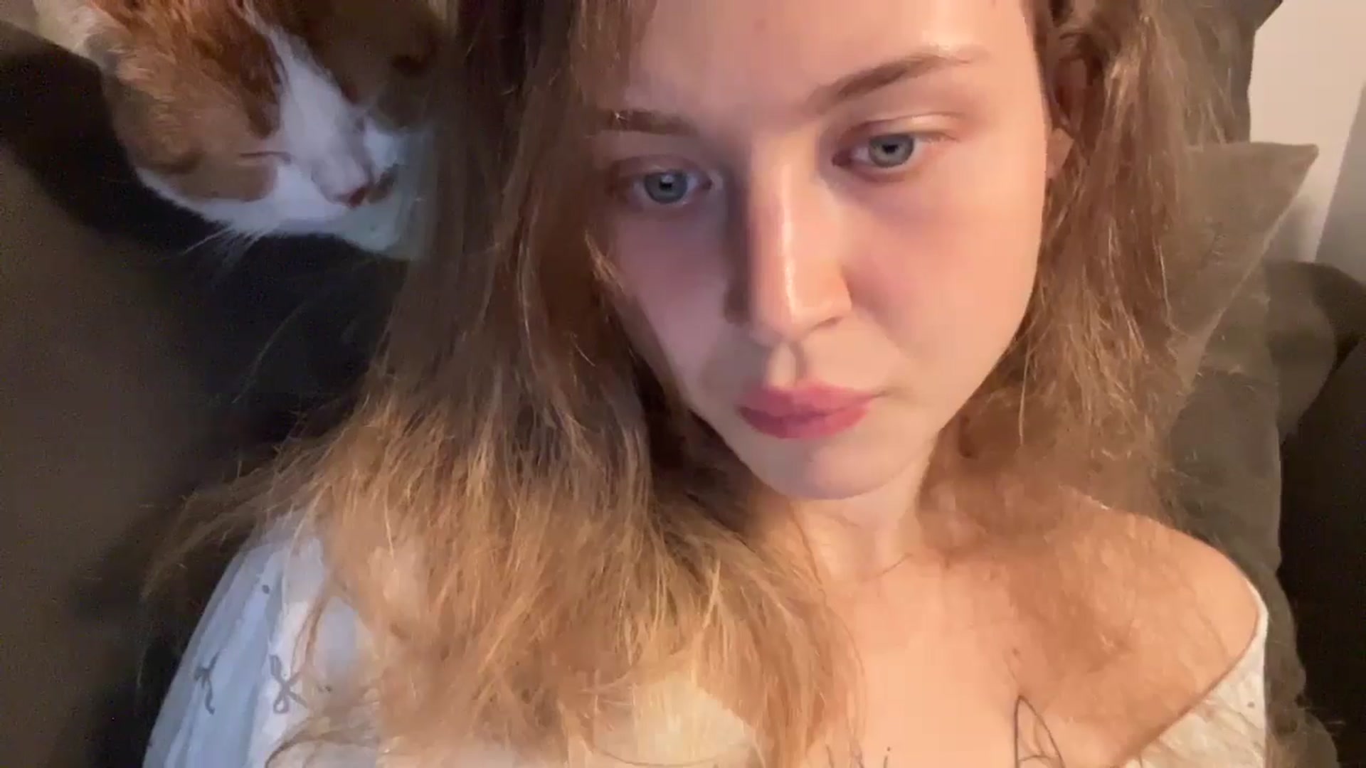 Gallery image thumbnail from Coconut_dream's myfreecams stream on, 09/17/2024, 20:04 image 13 of 20