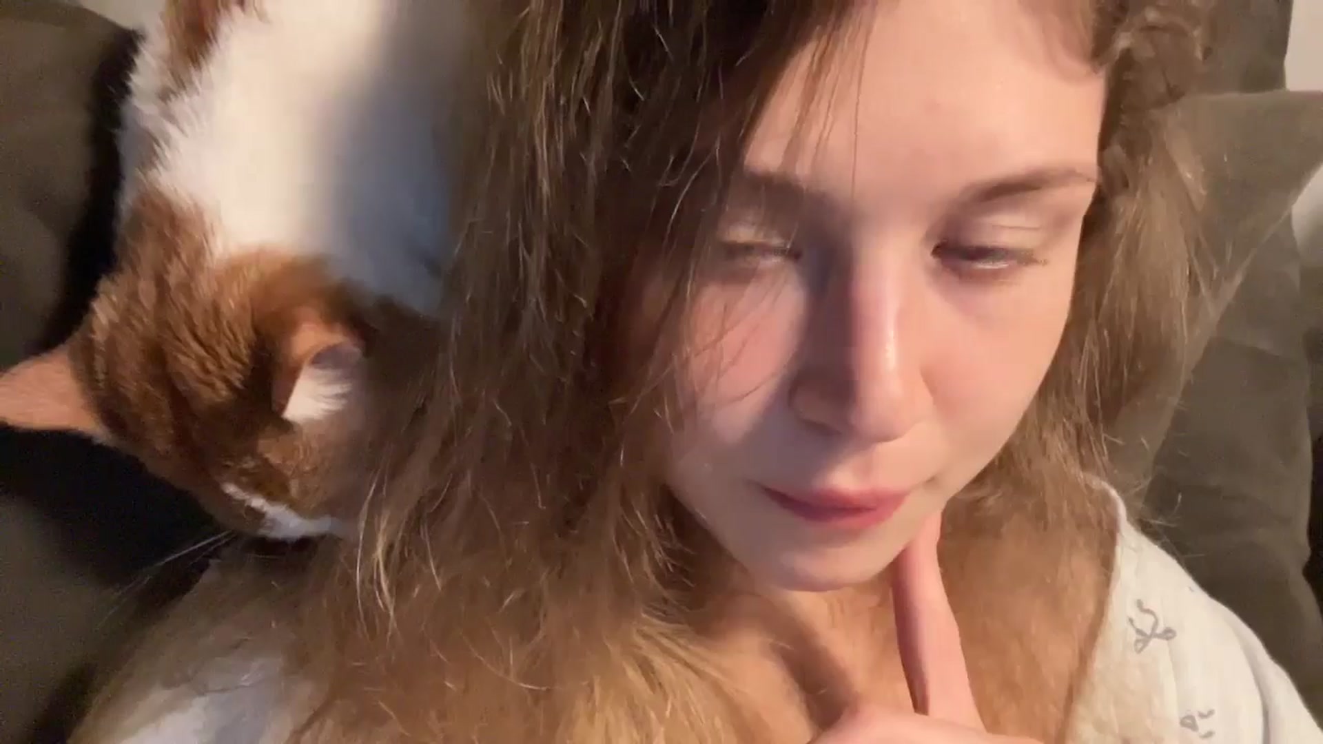 Gallery image thumbnail from Coconut_dream's myfreecams stream on, 09/17/2024, 20:04 image 18 of 20