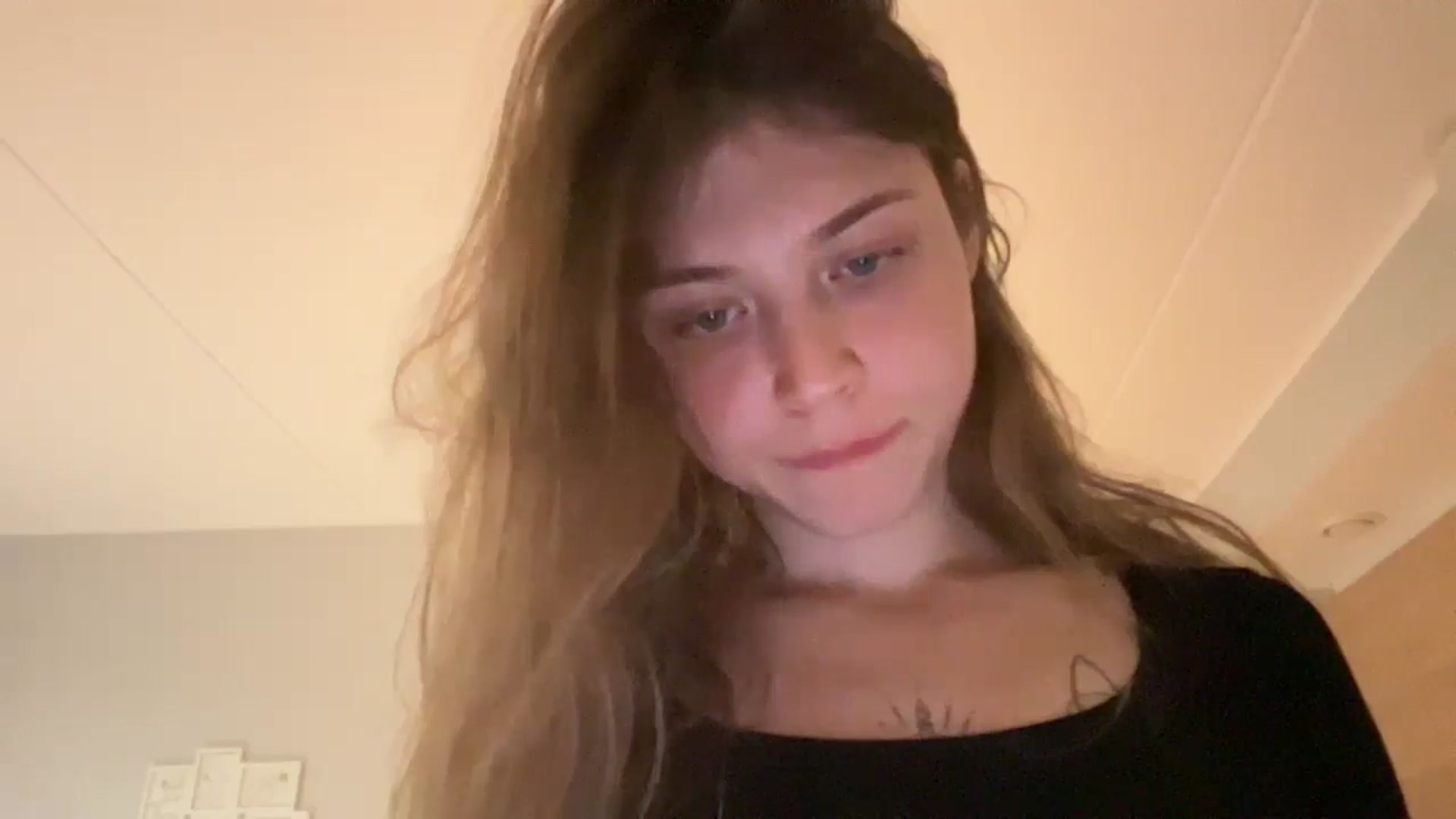 Gallery image thumbnail from Coconut_dream's myfreecams stream on, 09/22/2024, 16:32 image 20 of 20