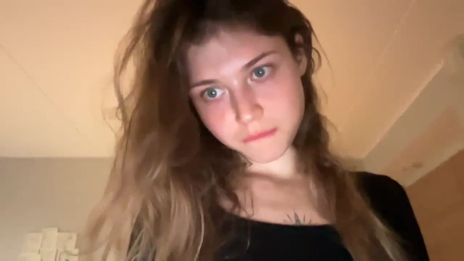Gallery image thumbnail from Coconut_dream's myfreecams stream on, 09/22/2024, 16:32 image 13 of 20