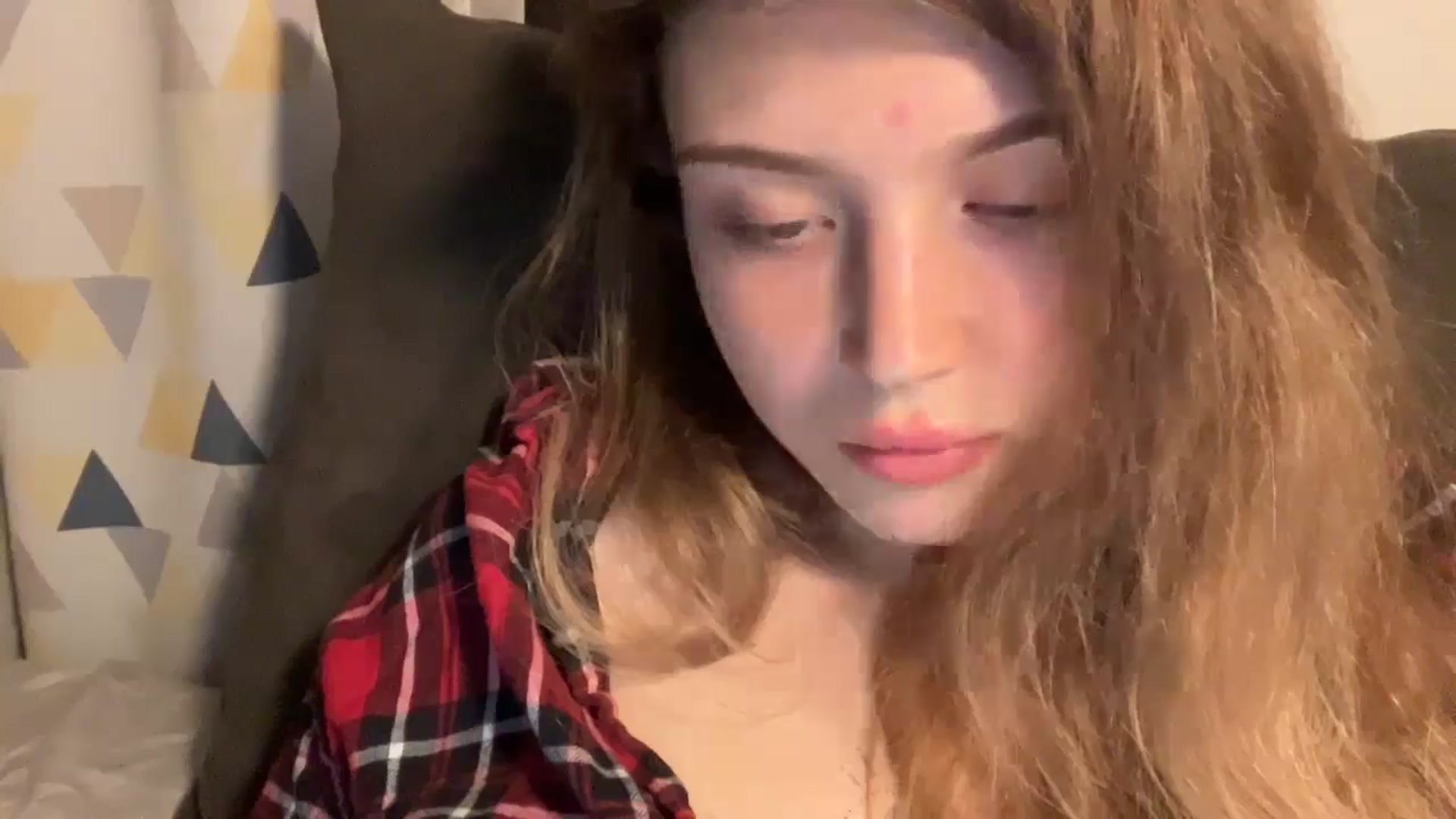 Gallery image thumbnail from Coconut_dream's myfreecams stream on, 09/23/2024, 19:13 image 4 of 20