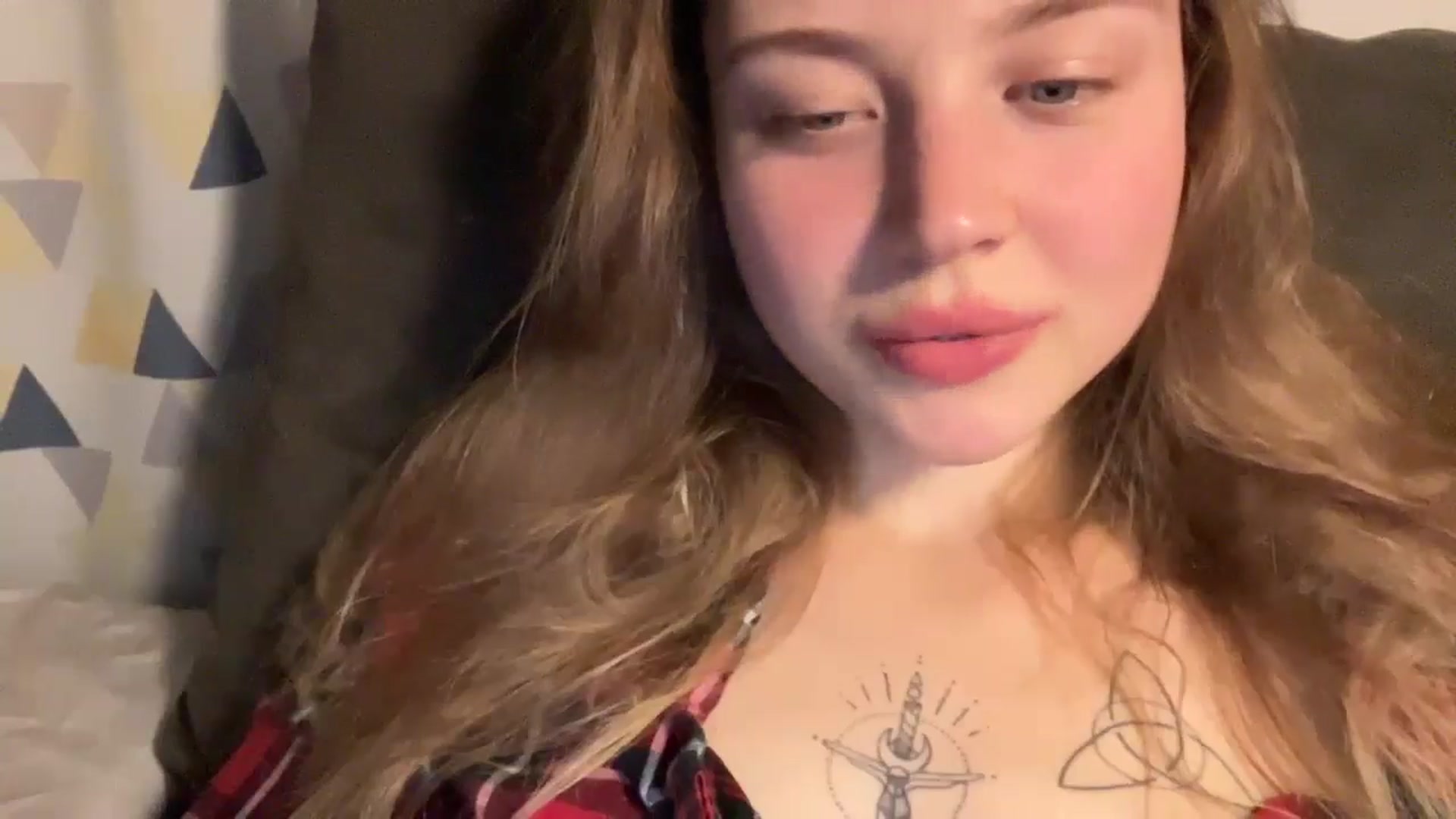 Gallery image thumbnail from Coconut_dream's myfreecams stream on, 09/23/2024, 19:57 image 18 of 20