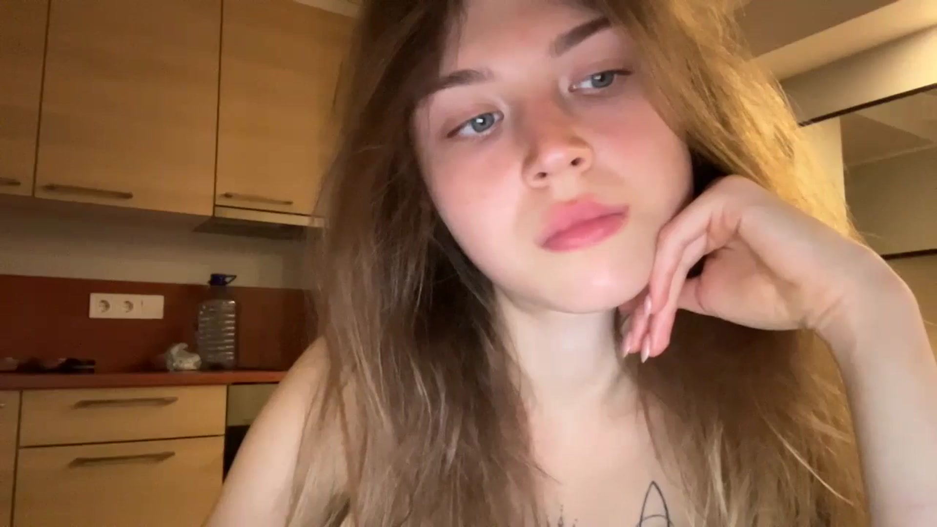 Gallery image thumbnail from Coconut_dream's myfreecams stream on, 09/24/2024, 18:58 image 4 of 20