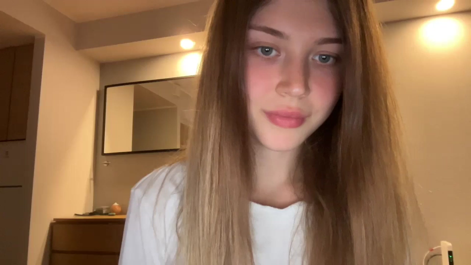 Gallery image thumbnail from Coconut_dream's myfreecams stream on, 09/27/2024, 16:07 image 18 of 20