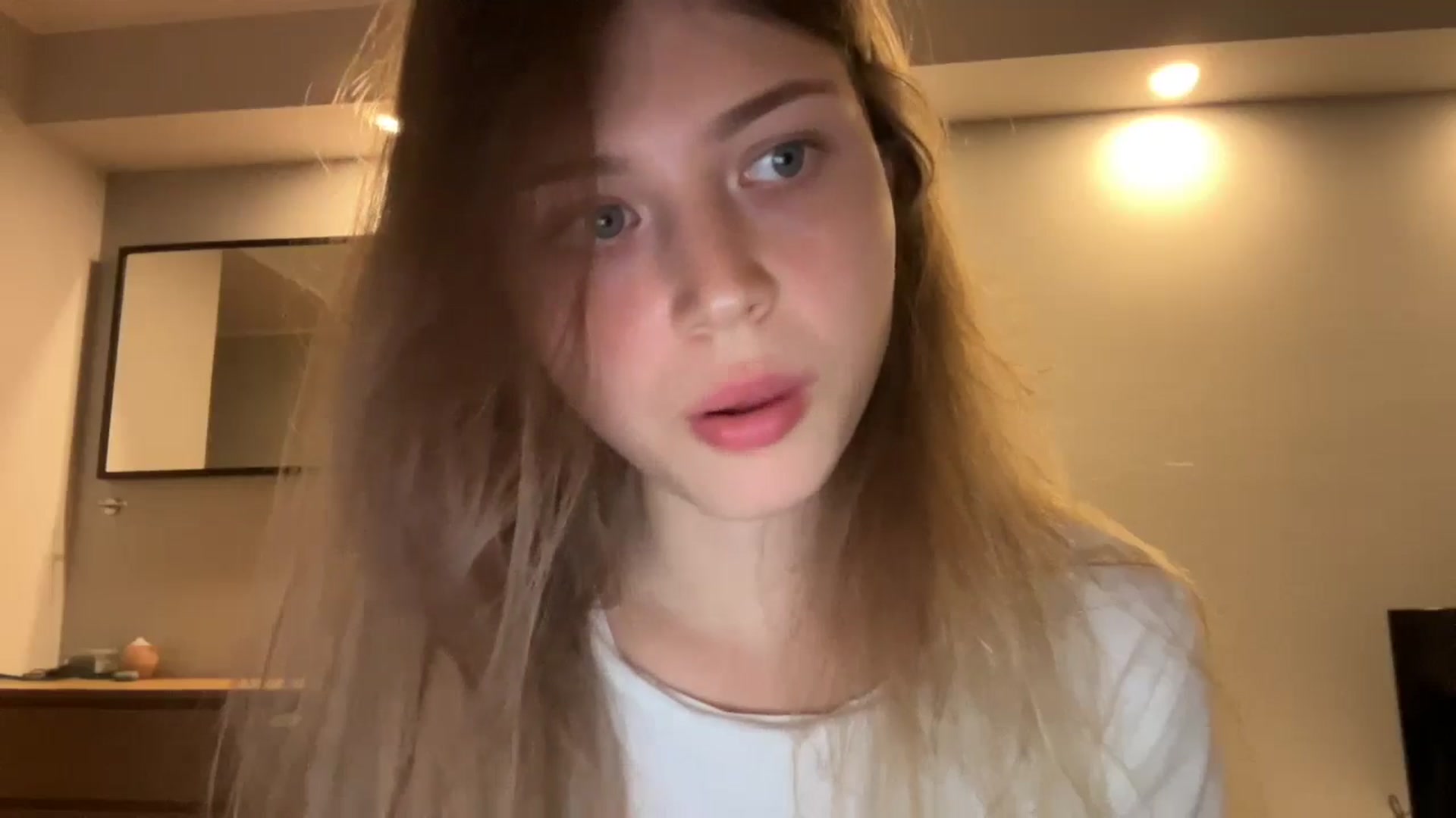 Gallery image thumbnail from Coconut_dream's myfreecams stream on, 09/27/2024, 17:56 image 16 of 20