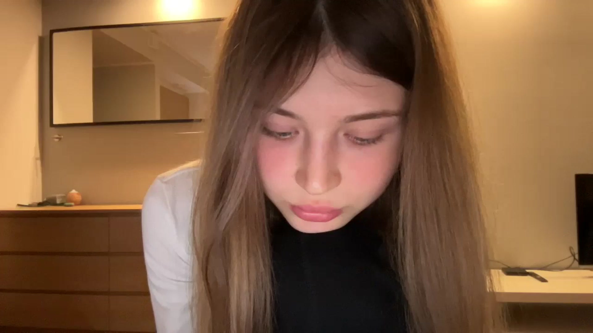 Gallery image thumbnail from Coconut_dream's myfreecams stream on, 09/27/2024, 17:56 image 6 of 20
