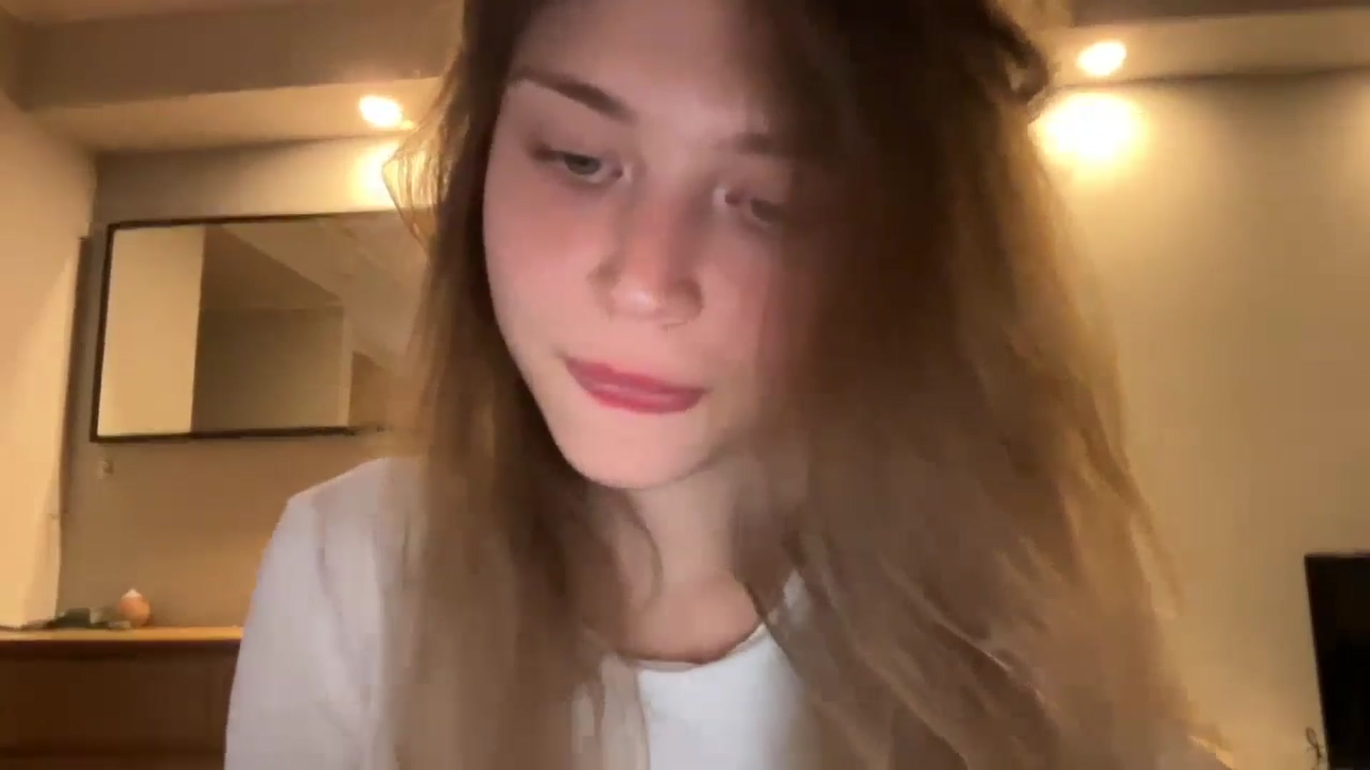 Gallery image thumbnail from Coconut_dream's myfreecams stream on, 09/27/2024, 17:56 image 19 of 20