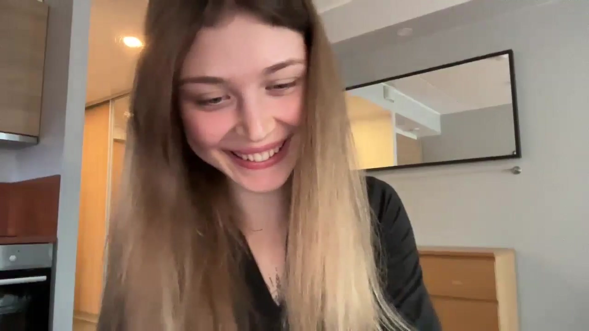 Gallery image thumbnail from Coconut_dream's myfreecams stream on, 09/30/2024, 08:36 image 8 of 20