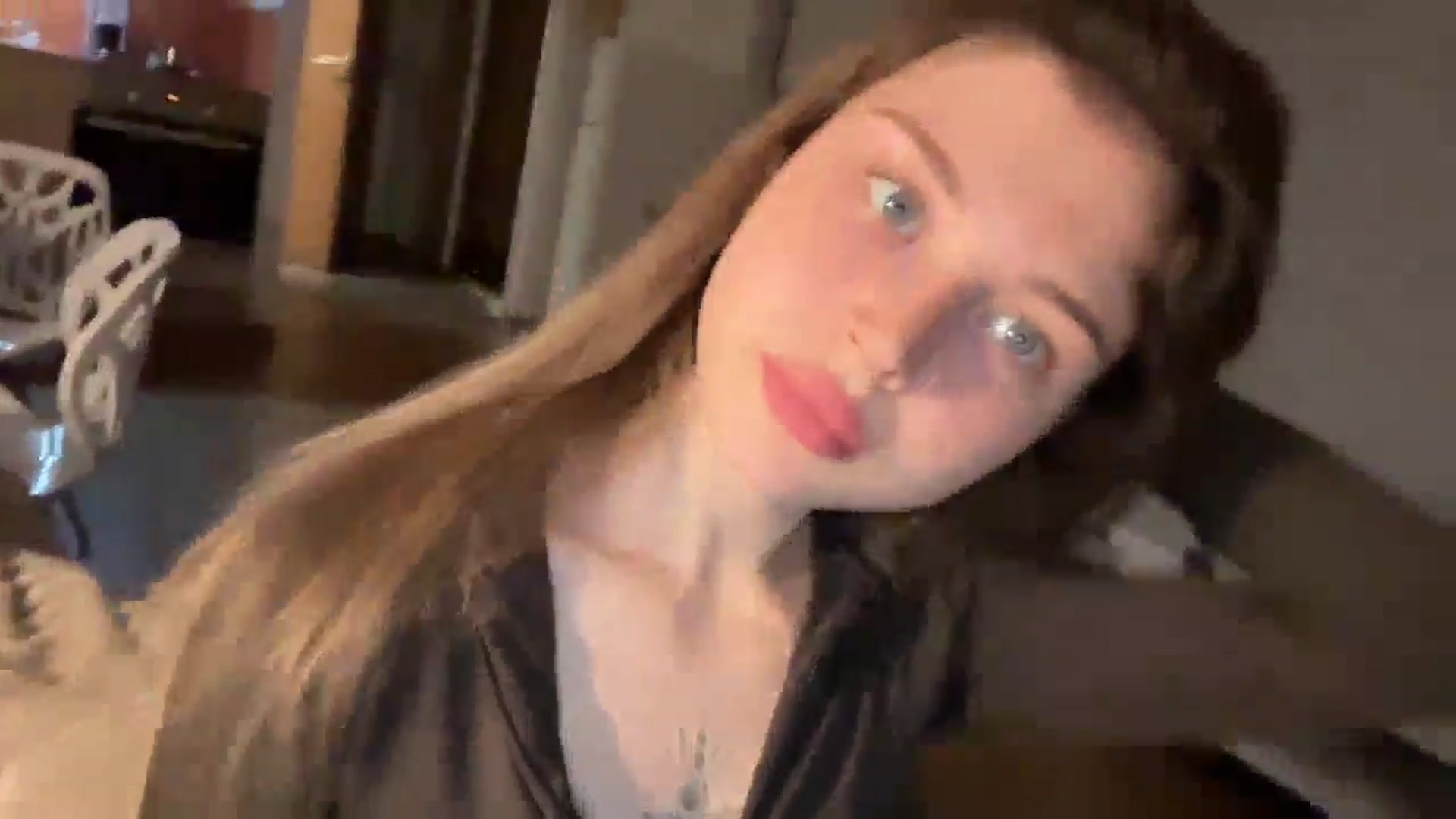 Gallery image thumbnail from Coconut_dream's myfreecams stream on, 10/01/2024, 18:48 image 4 of 20