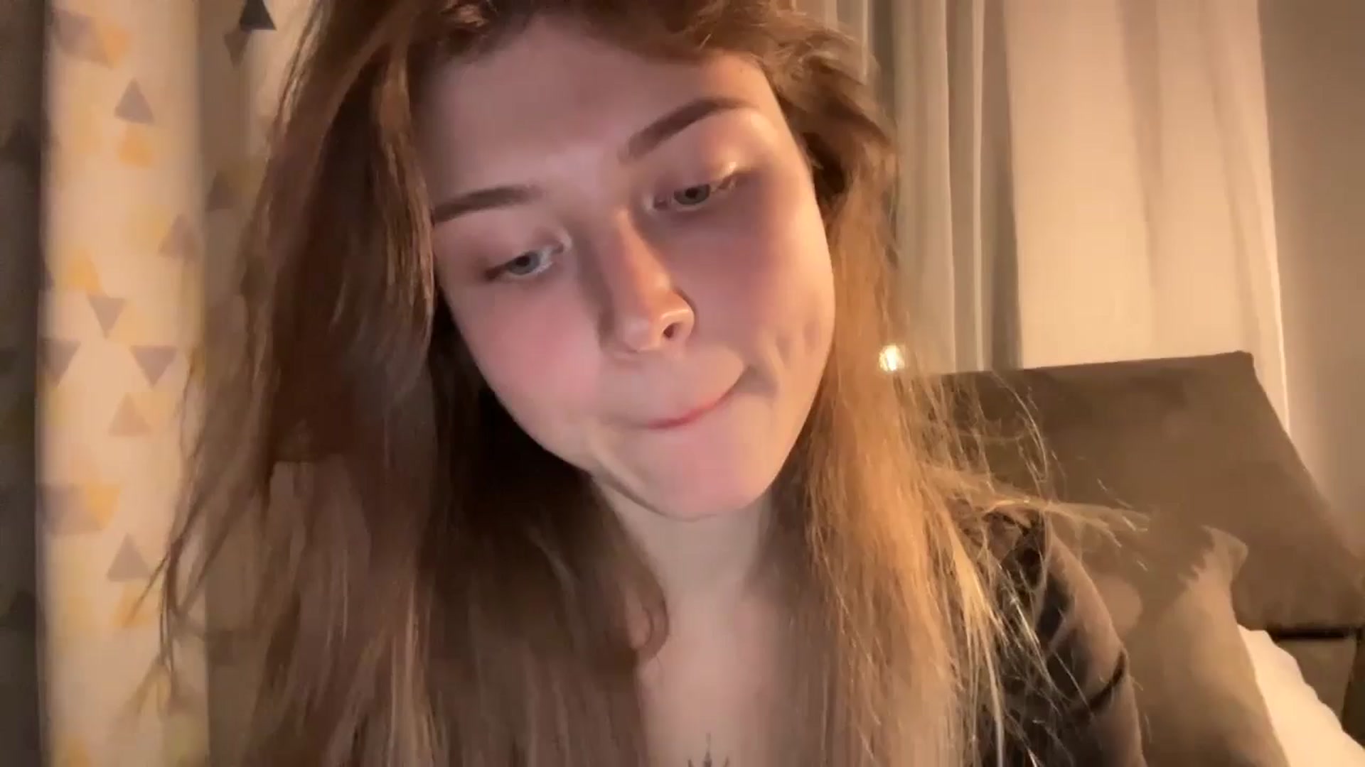 Gallery image thumbnail from Coconut_dream's myfreecams stream on, 10/01/2024, 19:27 image 19 of 20