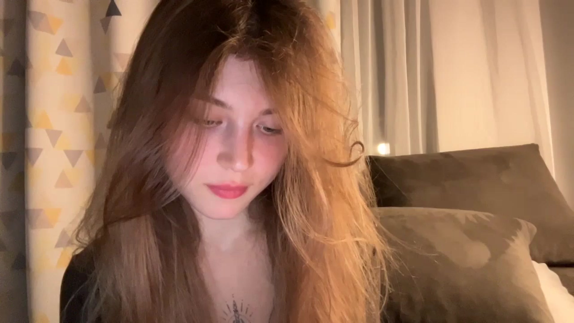 Gallery image thumbnail from Coconut_dream's myfreecams stream on, 10/01/2024, 19:27 image 18 of 20