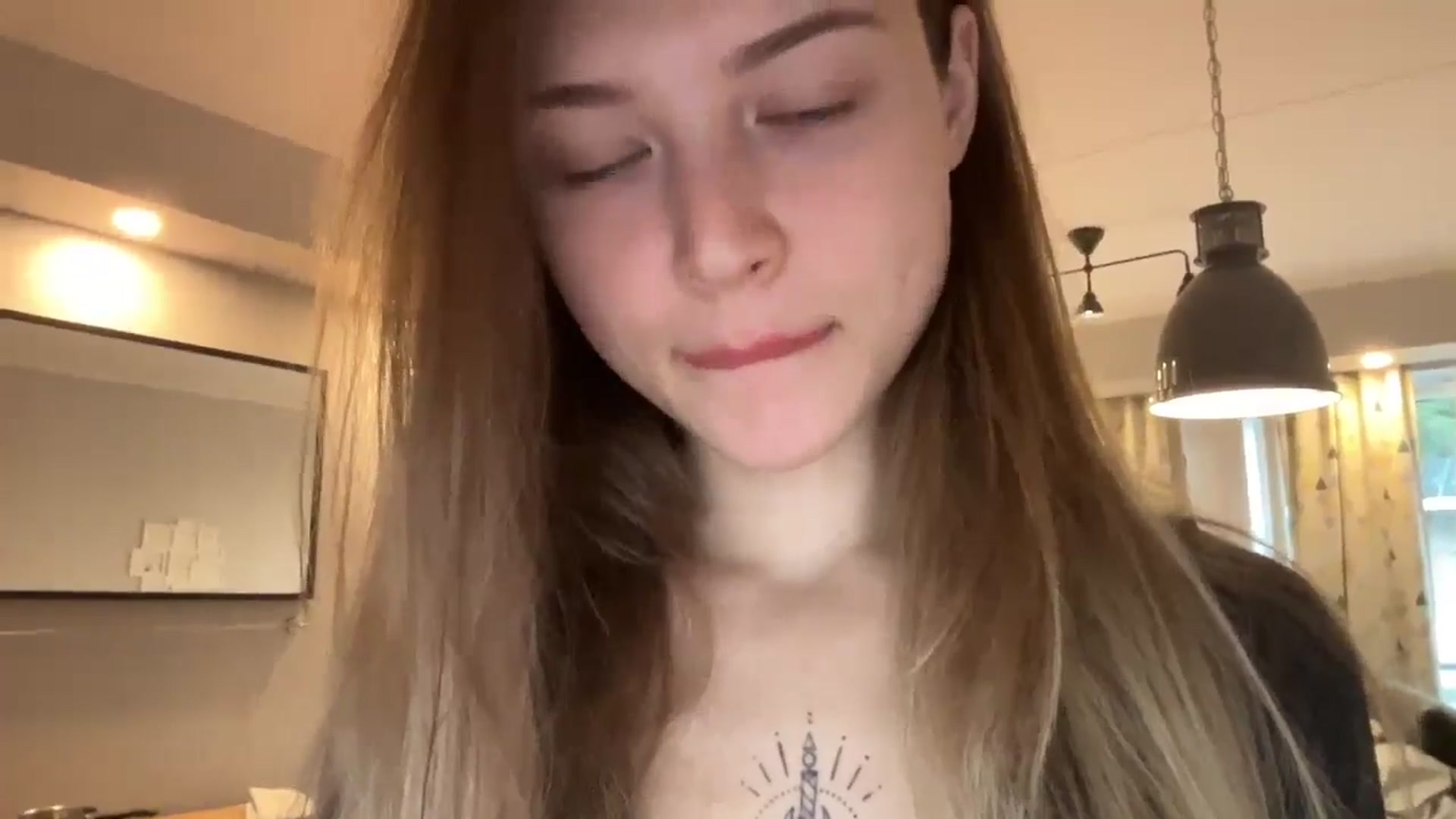 Gallery image thumbnail from Coconut_dream's myfreecams stream on, 10/02/2024, 06:49 image 10 of 20