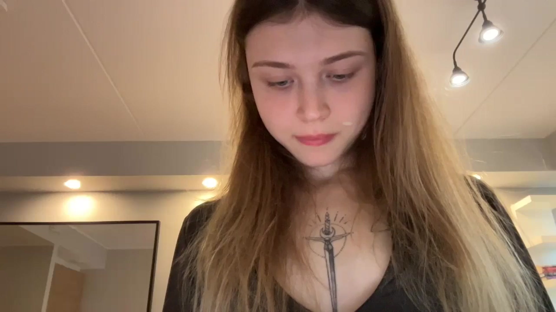 Gallery image thumbnail from Coconut_dream's myfreecams stream on, 10/02/2024, 07:44 image 10 of 20
