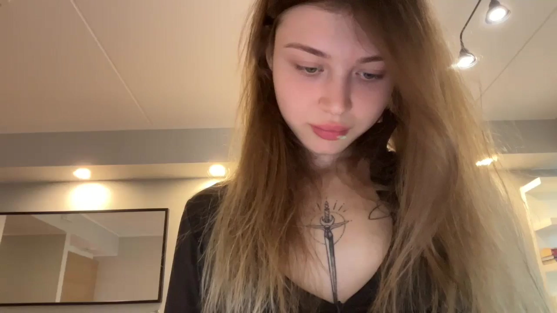 Gallery image thumbnail from Coconut_dream's myfreecams stream on, 10/02/2024, 07:44 image 1 of 20
