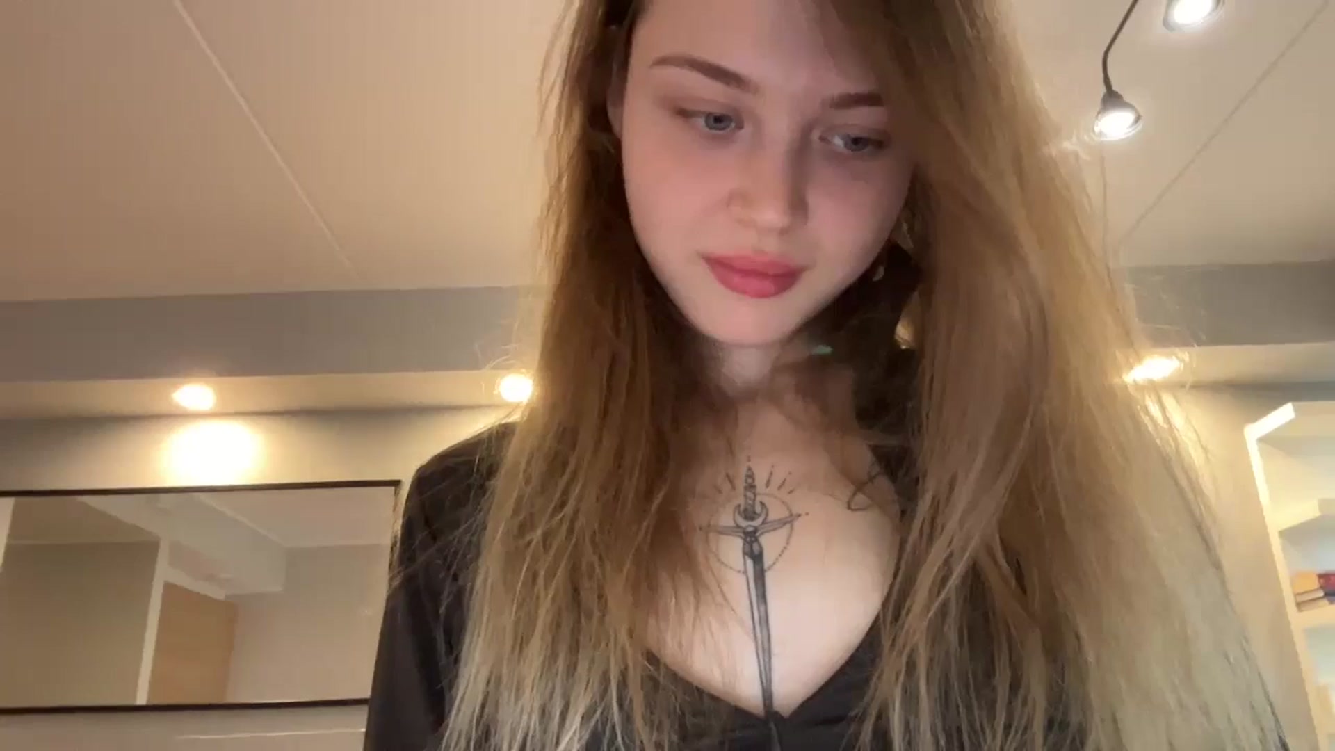Gallery image thumbnail from Coconut_dream's myfreecams stream on, 10/02/2024, 07:44 image 4 of 20
