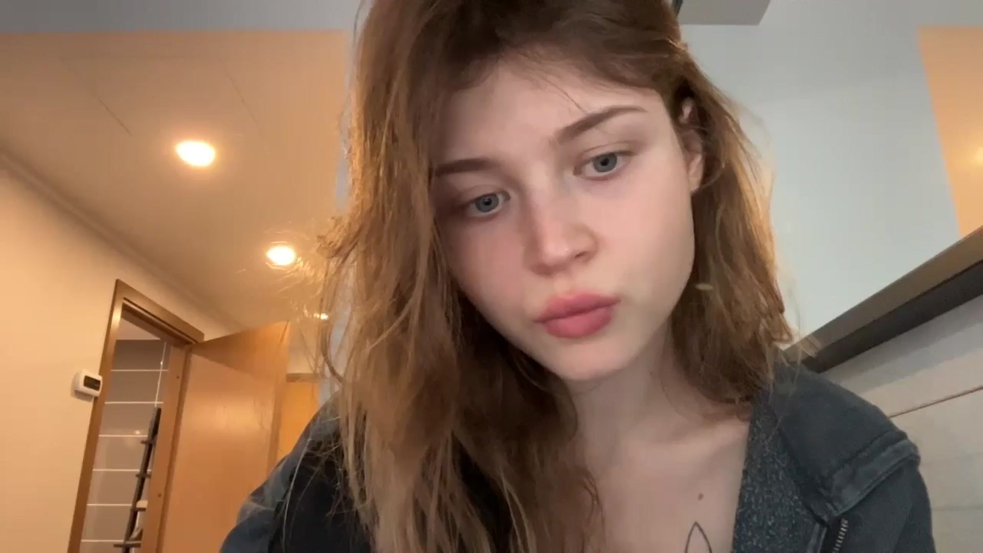 Gallery image thumbnail from Coconut_dream's myfreecams stream on, 10/03/2024, 14:19 image 1 of 20