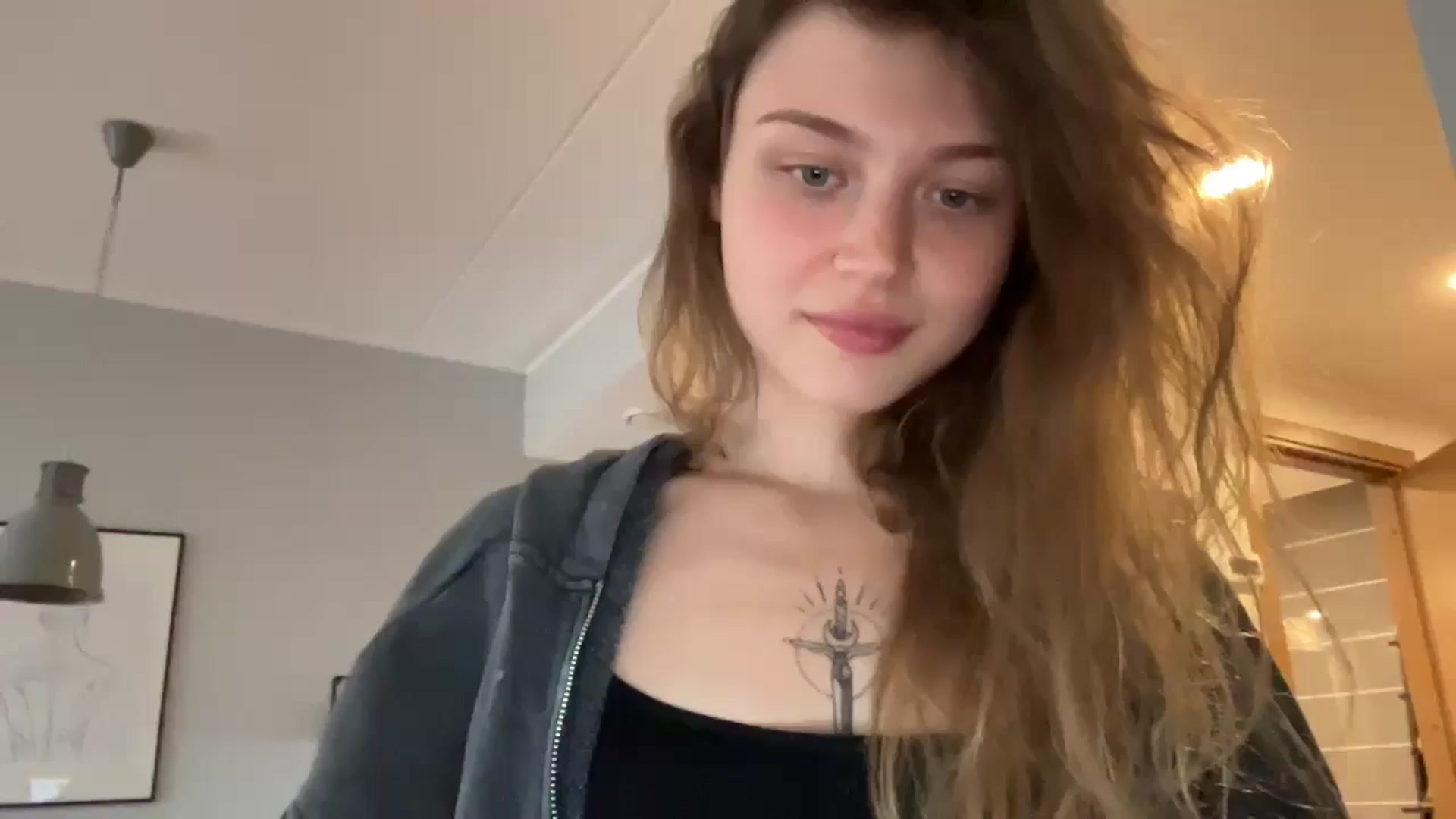 Gallery image thumbnail from Coconut_dream's myfreecams stream on, 10/03/2024, 16:52 image 1 of 20
