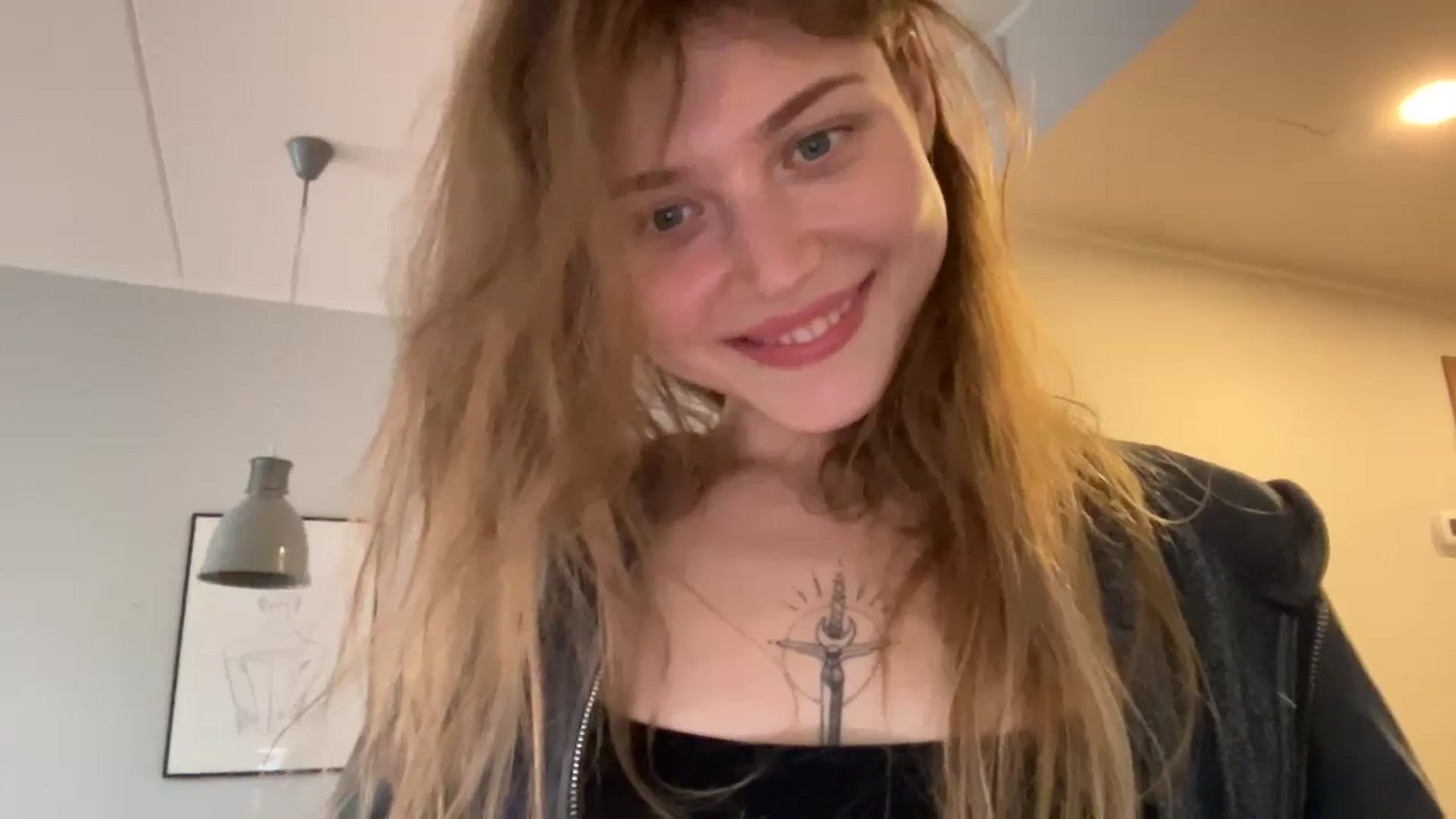 Gallery image thumbnail from Coconut_dream's myfreecams stream on, 10/03/2024, 16:52 image 2 of 20