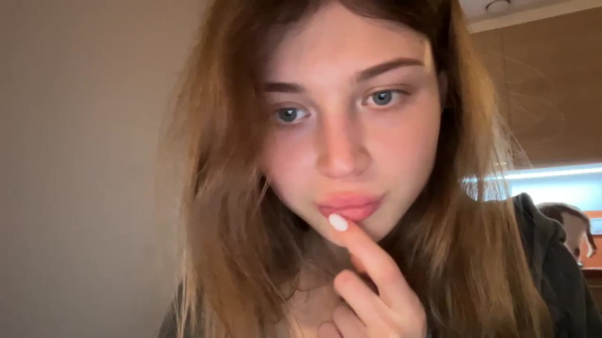 Gallery image thumbnail from Coconut_dream's myfreecams stream on, 10/03/2024, 17:59 image 3 of 20