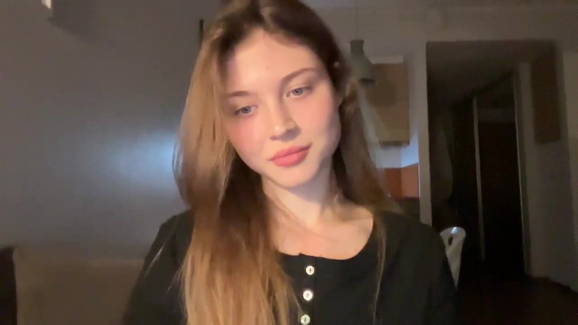 Gallery image thumbnail from Coconut_dream's myfreecams stream on, 10/07/2024, 19:52 image 9 of 20