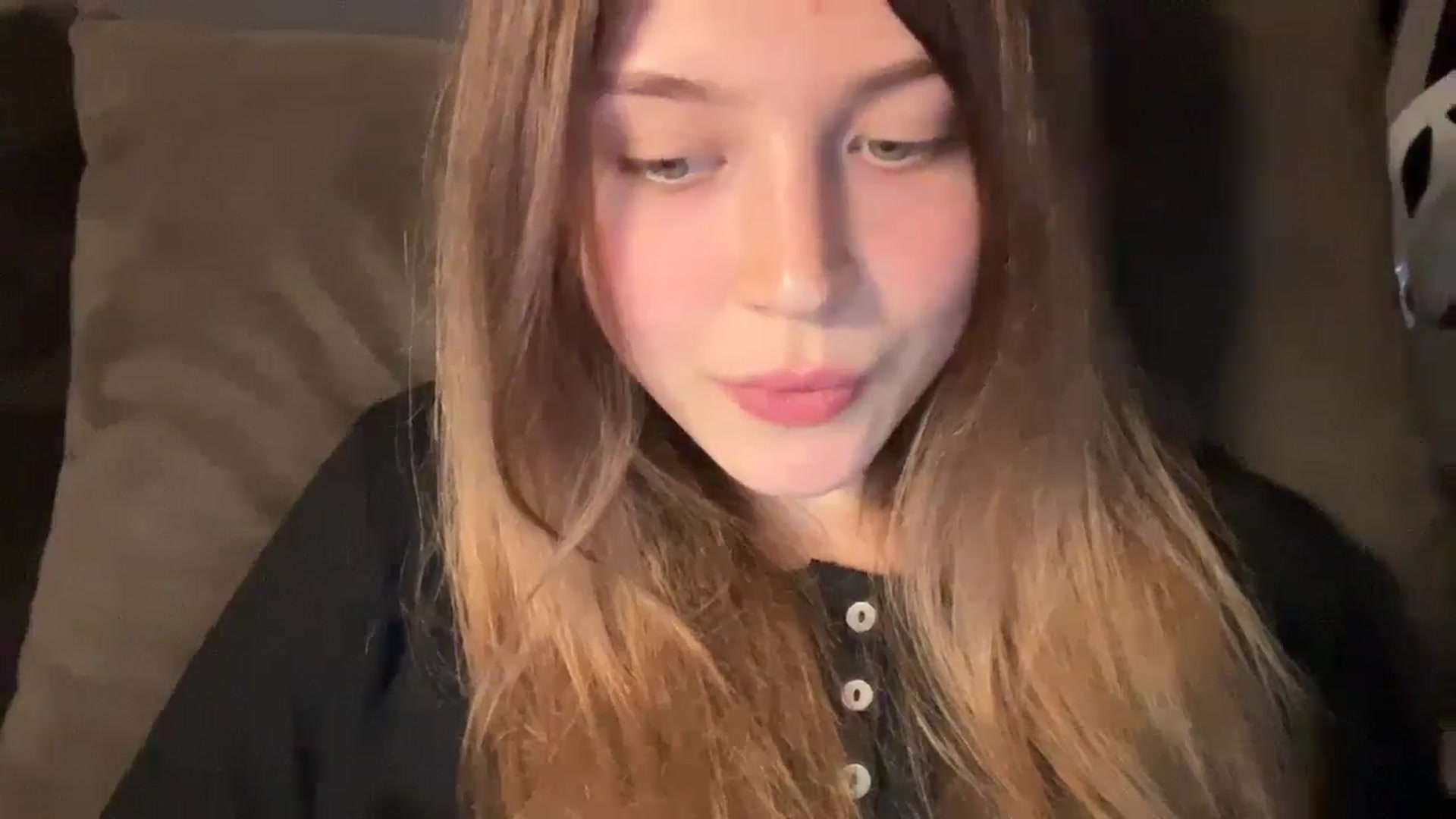 Gallery image thumbnail from Coconut_dream's myfreecams stream on, 10/07/2024, 19:52 image 2 of 20