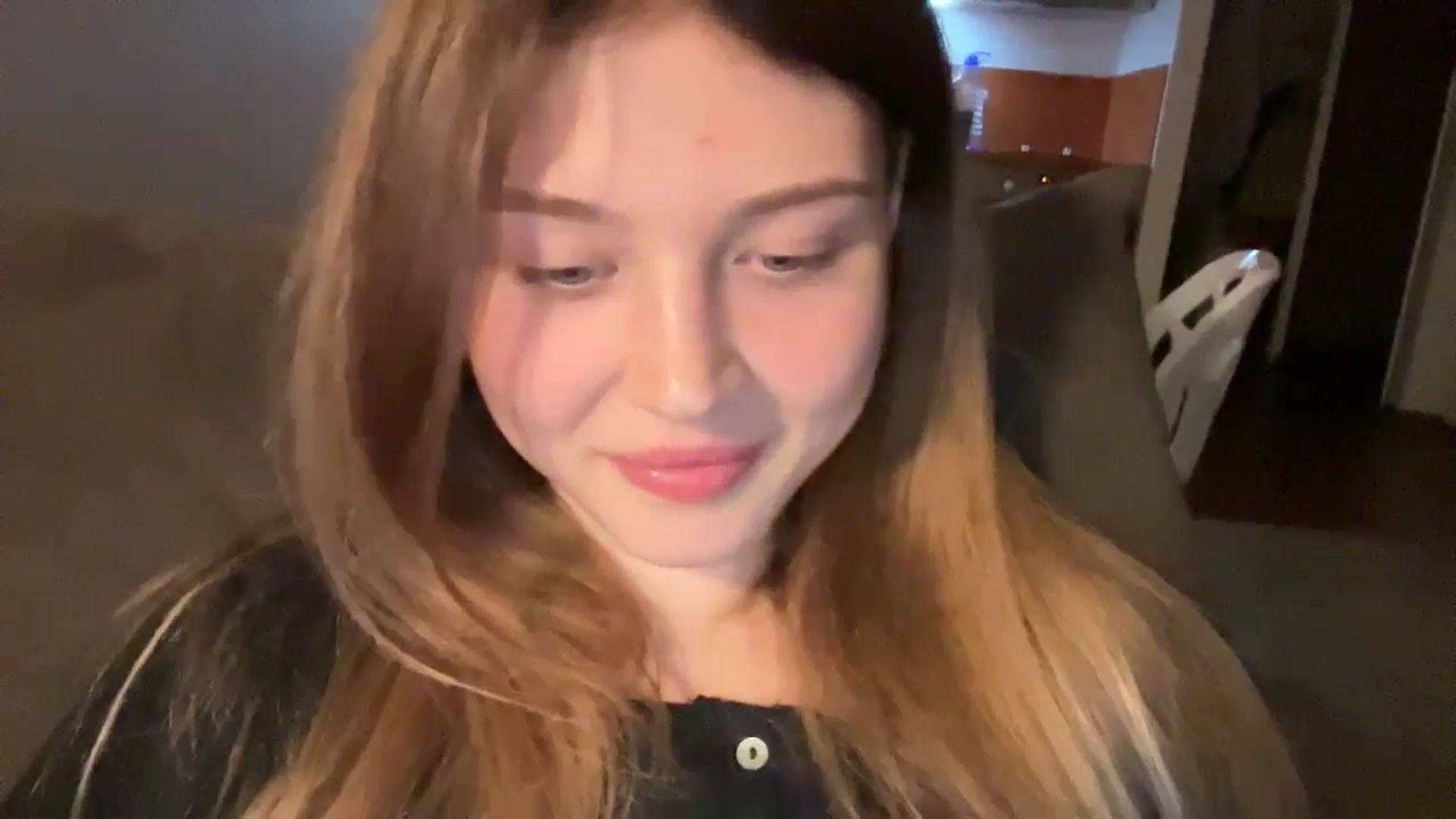 Gallery image thumbnail from Coconut_dream's myfreecams stream on, 10/07/2024, 20:23 image 9 of 20