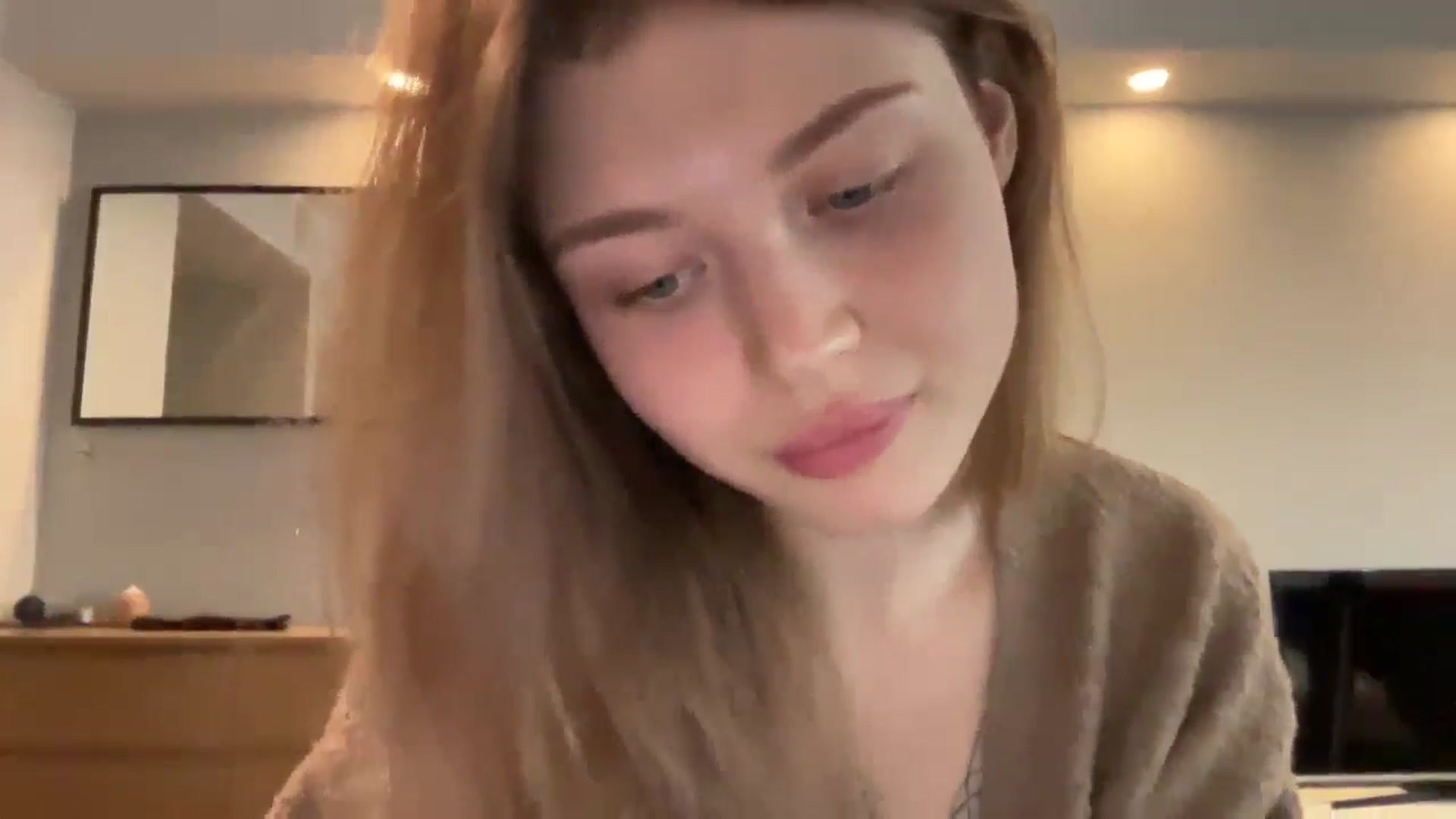 Gallery image thumbnail from Coconut_dream's myfreecams stream on, 10/08/2024, 09:03 image 2 of 20