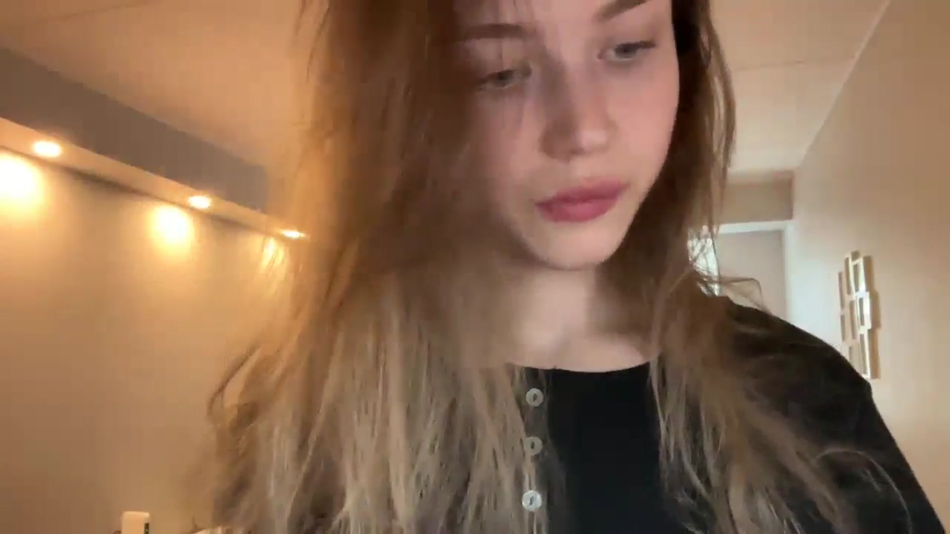 Gallery image thumbnail from Coconut_dream's myfreecams stream on, 10/09/2024, 08:31 image 18 of 20