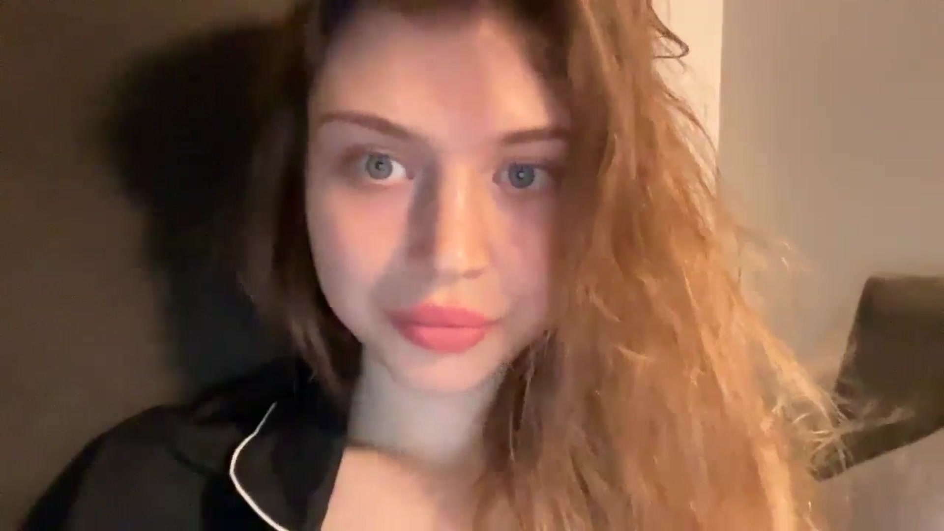 Gallery image thumbnail from Coconut_dream's myfreecams stream on, 10/14/2024, 20:29 image 8 of 20
