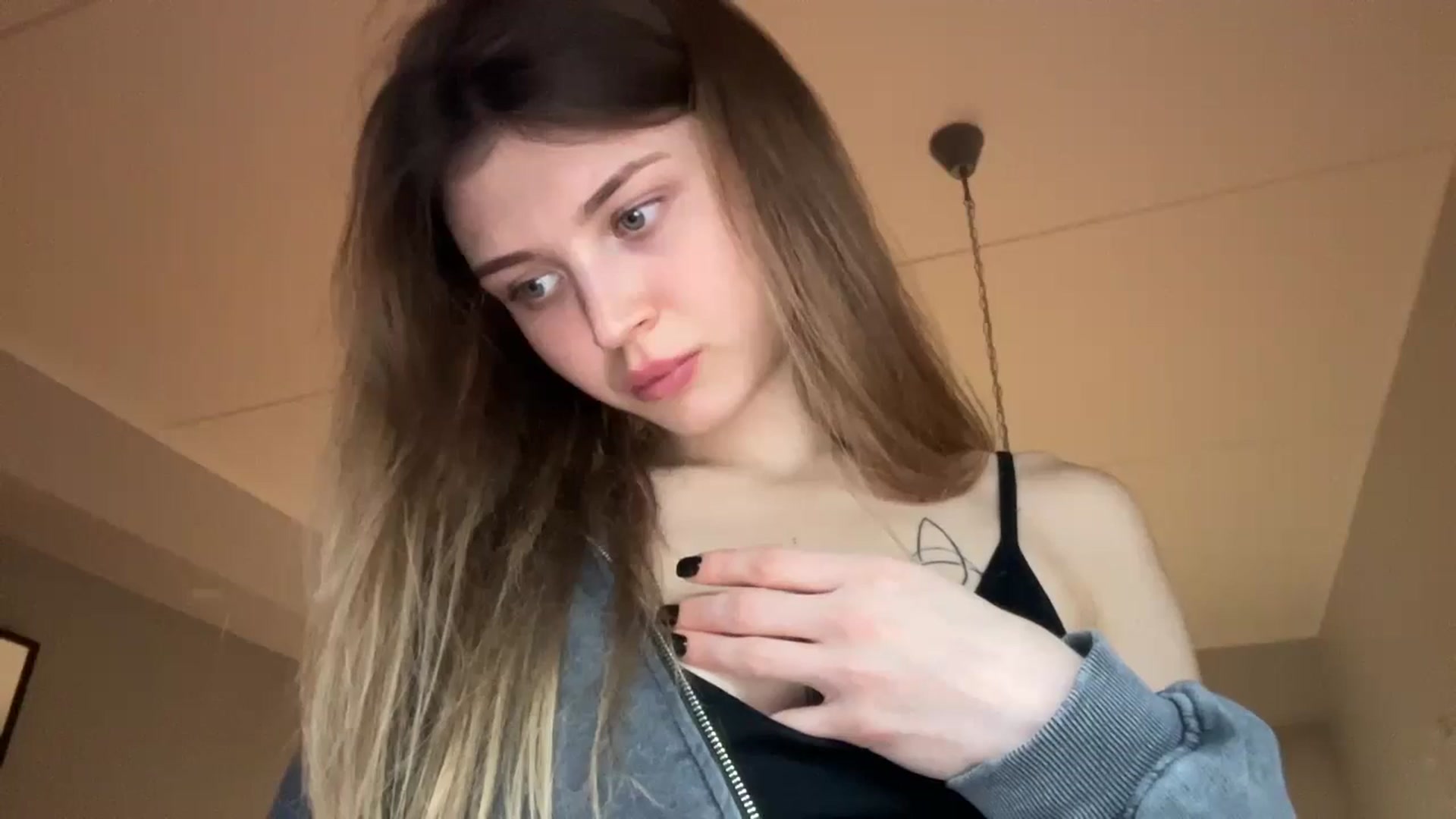 Gallery image thumbnail from Coconut_dream's myfreecams stream on, 10/18/2024, 18:10 image 20 of 20