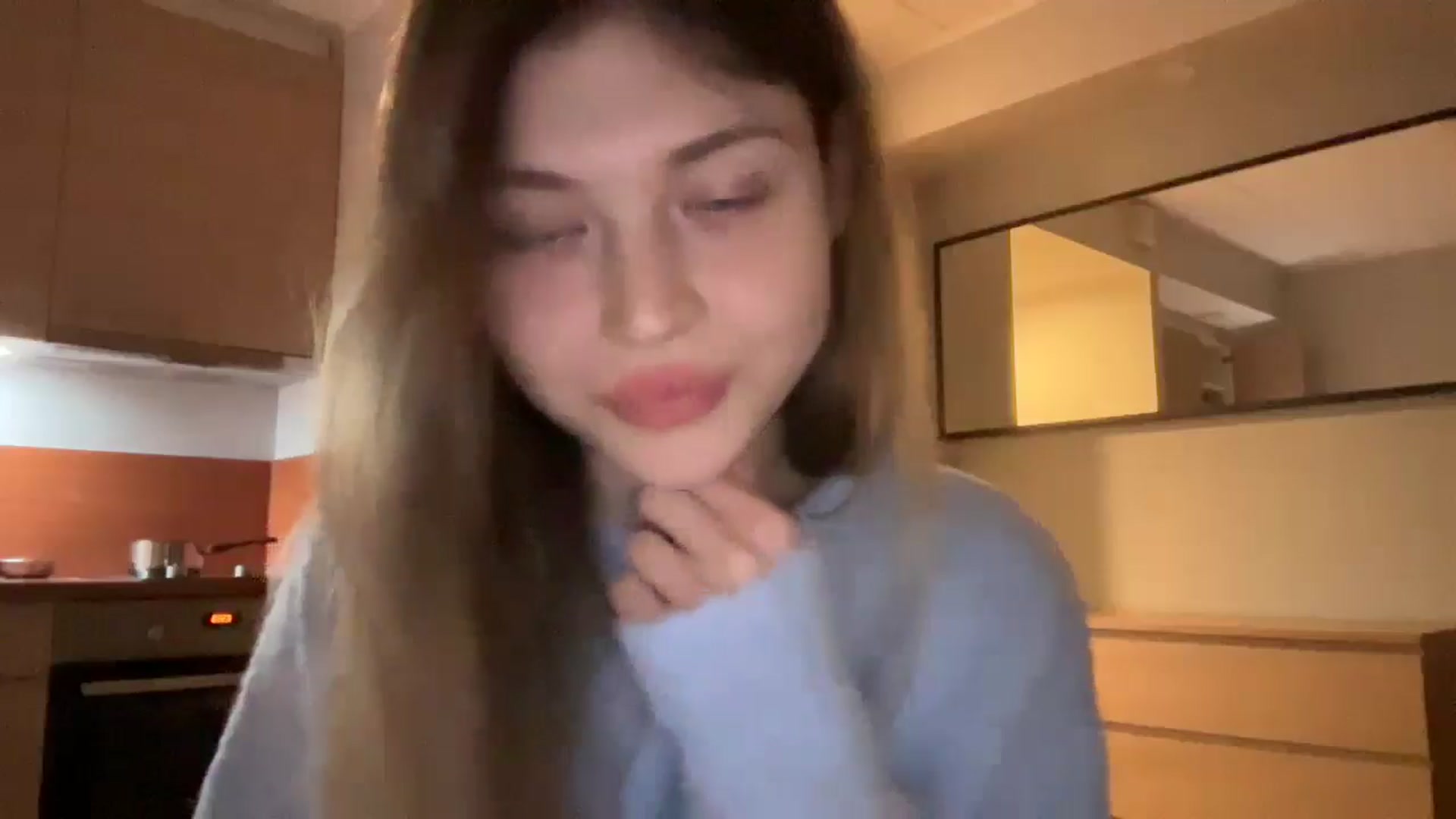 Gallery image thumbnail from Coconut_dream's myfreecams stream on, 10/19/2024, 20:56 image 10 of 20