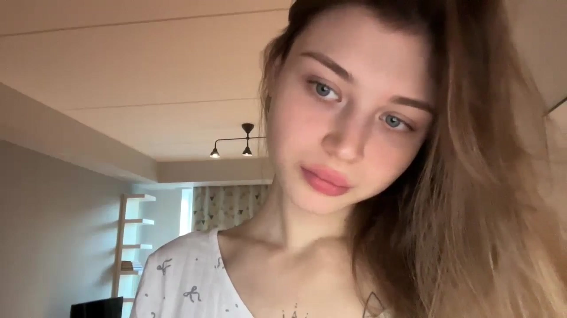 Gallery image thumbnail from Coconut_dream's myfreecams stream on, 10/20/2024, 06:52 image 9 of 20