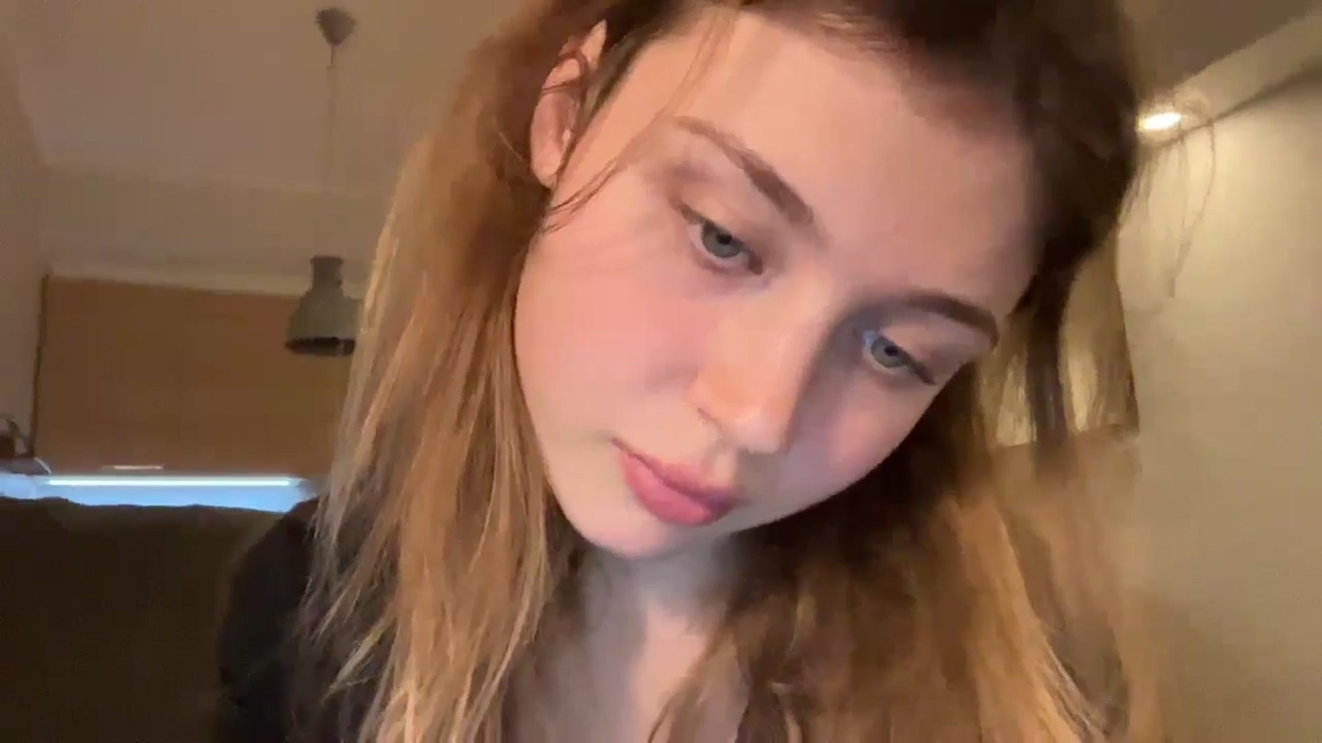 Gallery image thumbnail from Coconut_dream's myfreecams stream on, 10/27/2024, 14:25 image 16 of 20
