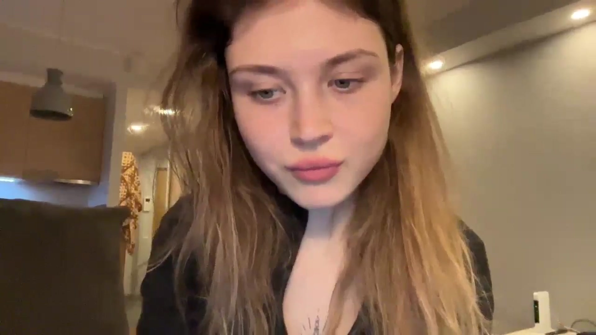 Gallery image thumbnail from Coconut_dream's myfreecams stream on, 10/27/2024, 14:25 image 12 of 20