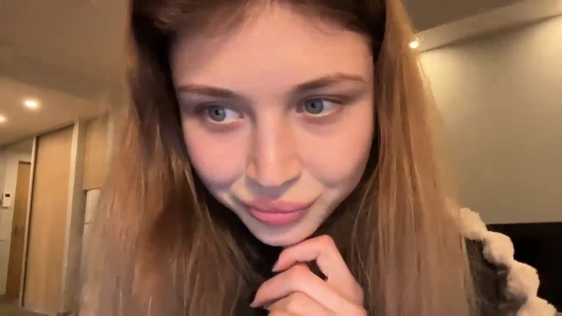 Gallery image thumbnail from Coconut_dream's myfreecams stream on, 10/27/2024, 15:18 image 18 of 20