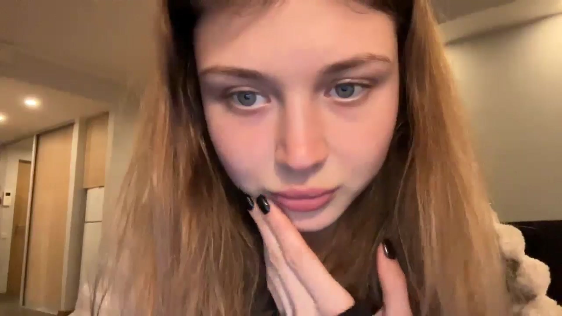 Gallery image thumbnail from Coconut_dream's myfreecams stream on, 10/27/2024, 15:18 image 15 of 20