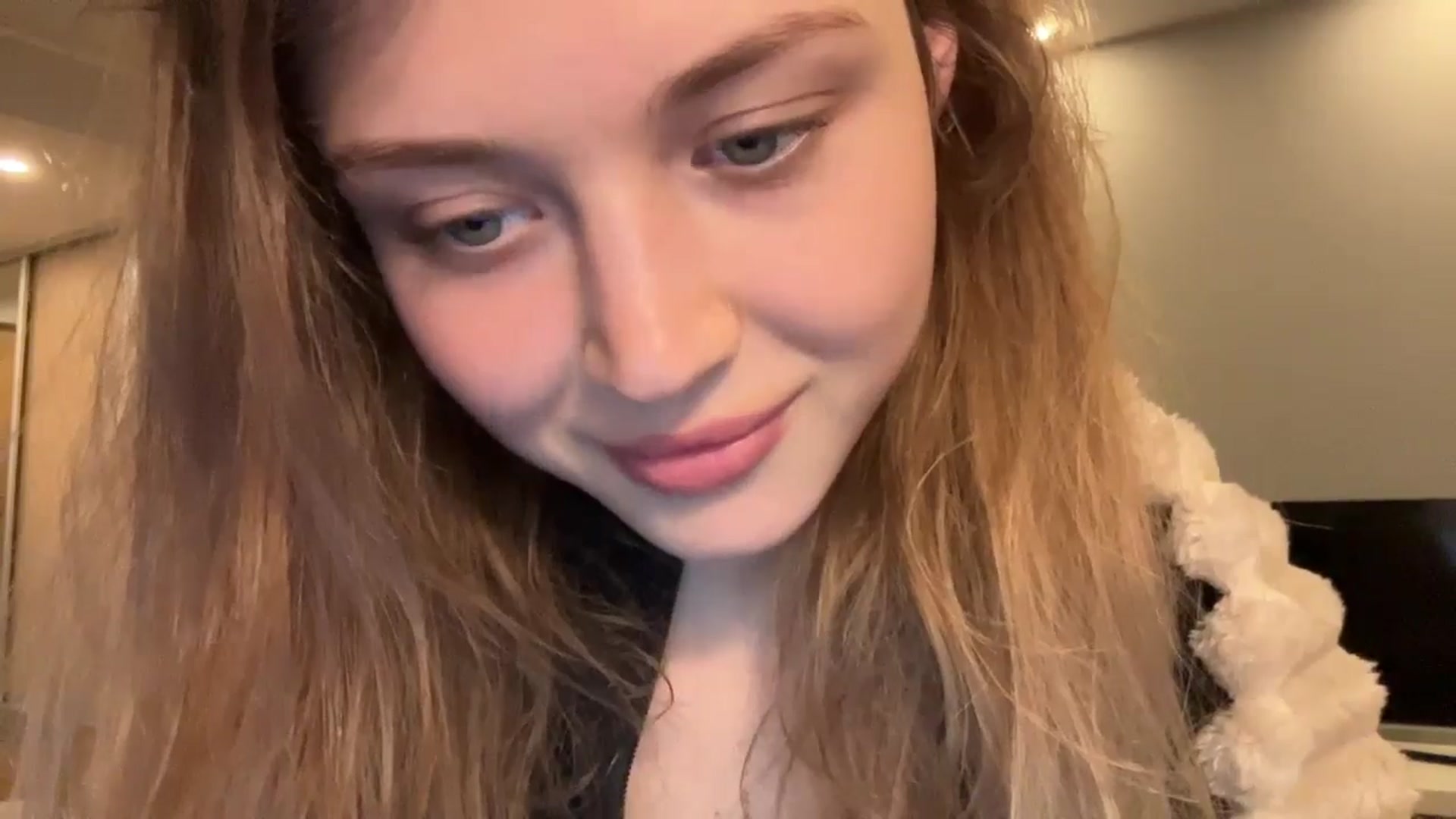 Gallery image thumbnail from Coconut_dream's myfreecams stream on, 10/27/2024, 15:18 image 8 of 20