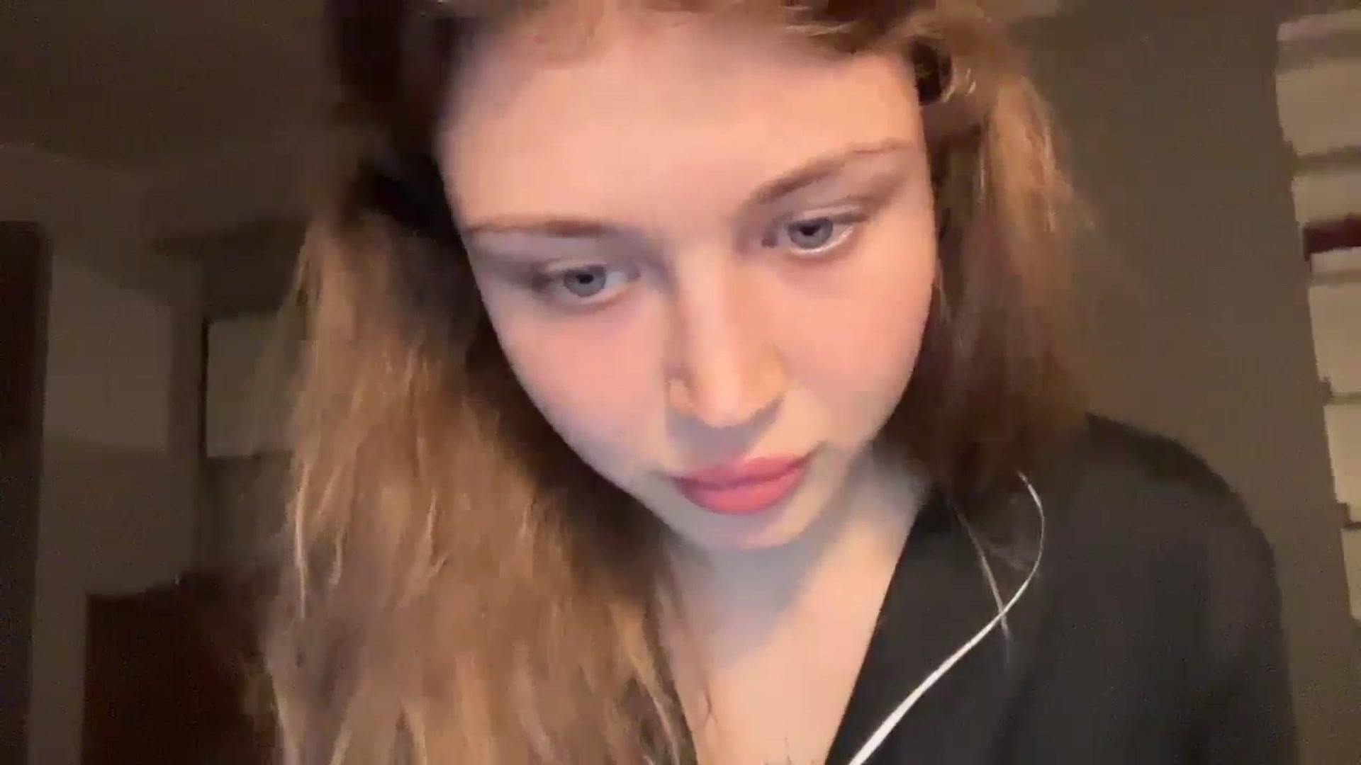 Gallery image thumbnail from Coconut_dream's myfreecams stream on, 10/28/2024, 19:06 image 15 of 20