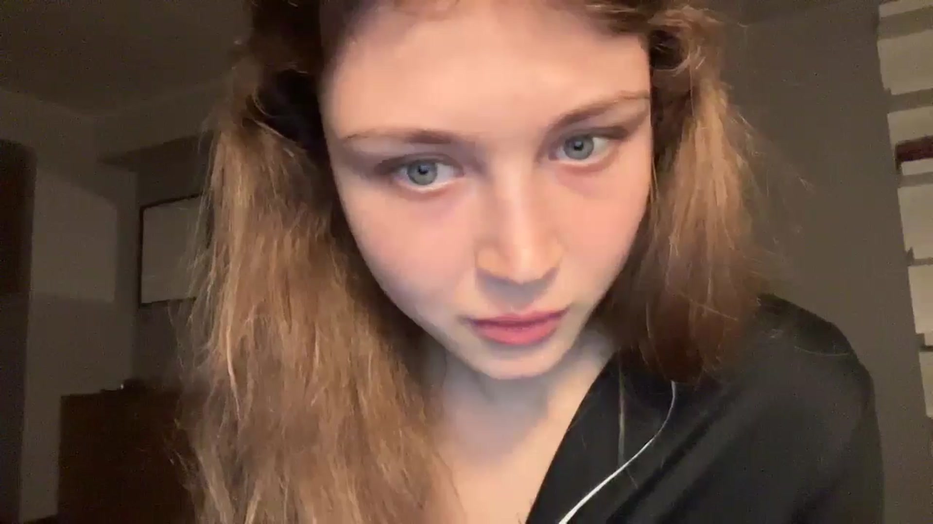 Gallery image thumbnail from Coconut_dream's myfreecams stream on, 10/28/2024, 19:06 image 18 of 20