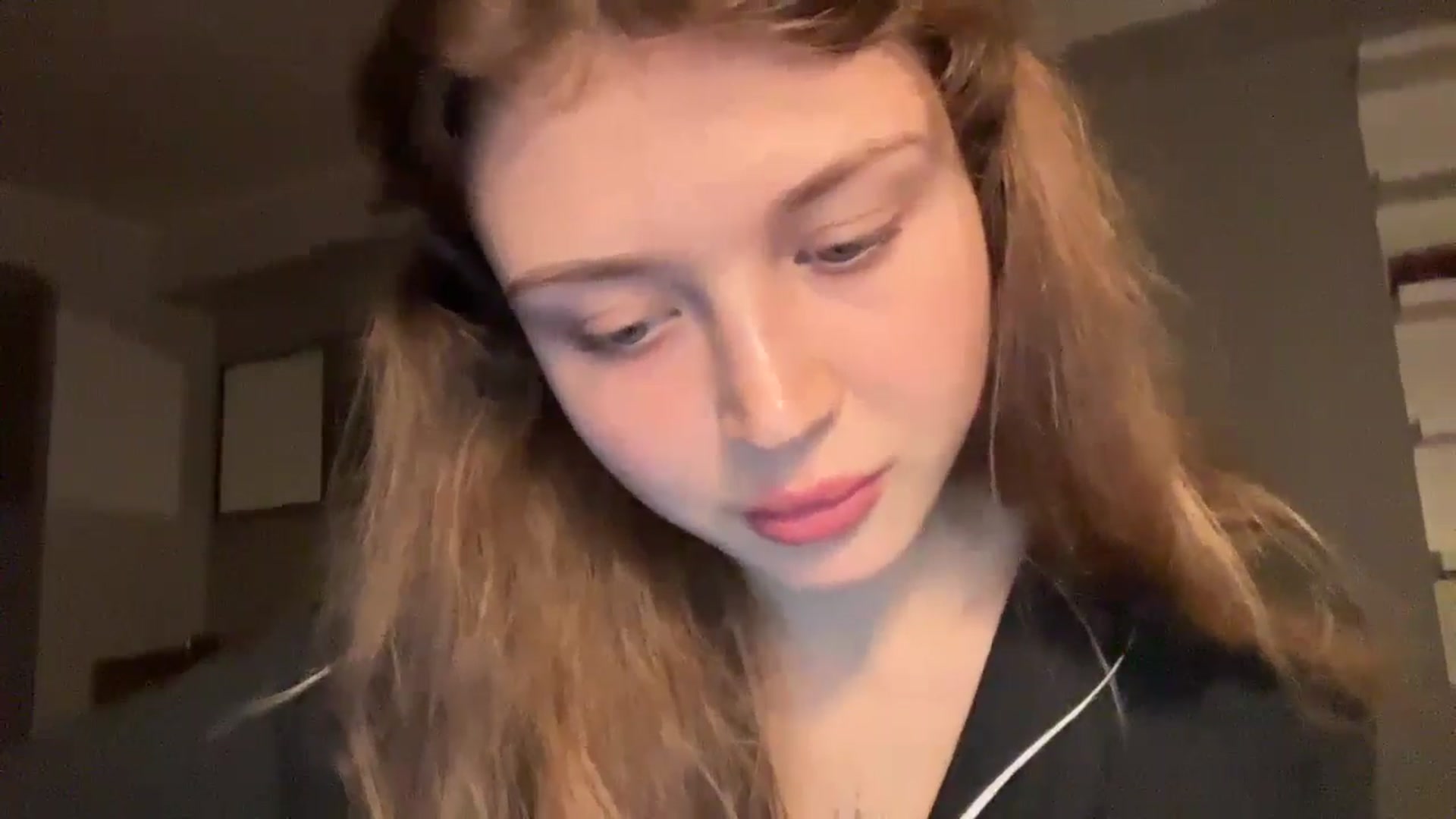 Gallery image thumbnail from Coconut_dream's myfreecams stream on, 10/28/2024, 19:06 image 8 of 20