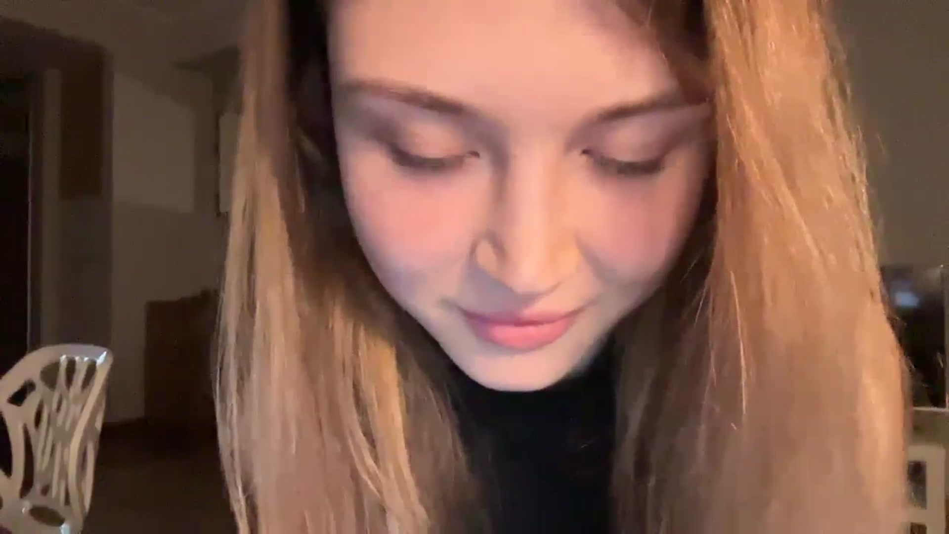 Gallery image thumbnail from Coconut_dream's myfreecams stream on, 10/29/2024, 21:41 image 17 of 20