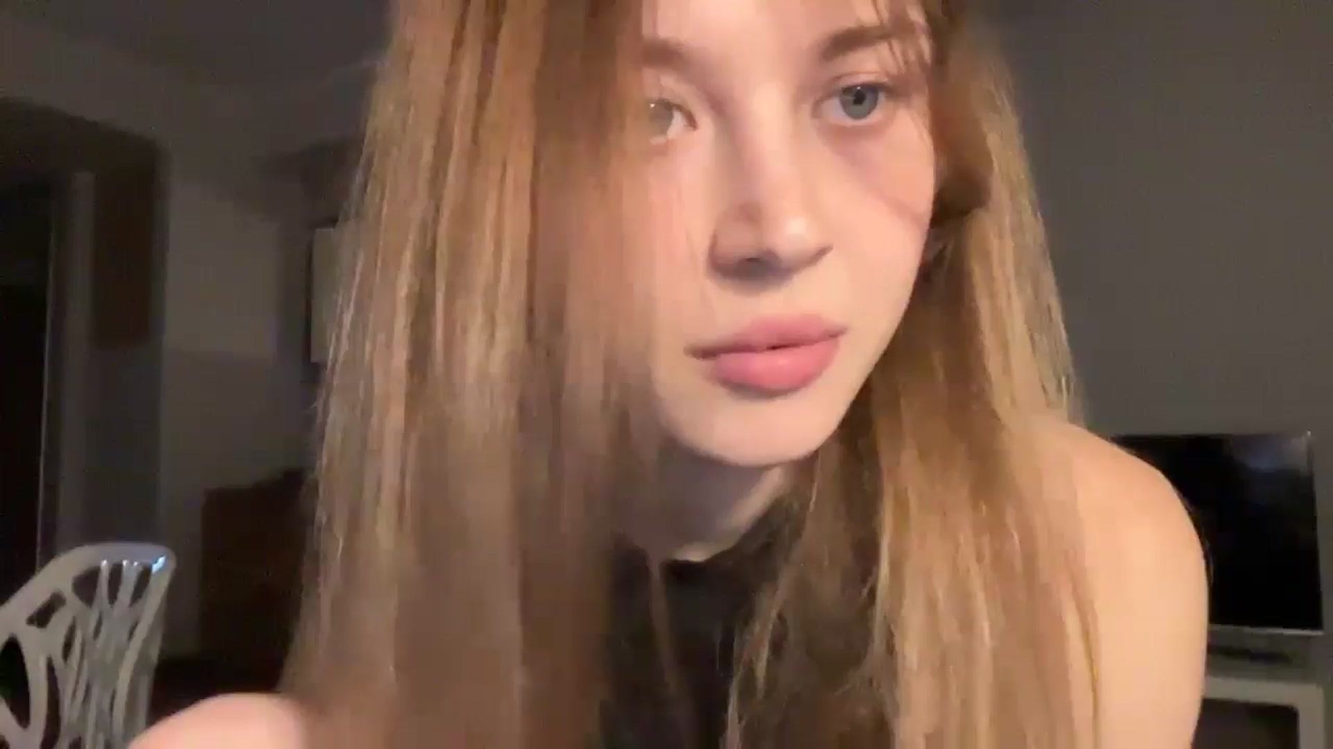 Gallery image thumbnail from Coconut_dream's myfreecams stream on, 10/29/2024, 21:41 image 4 of 20