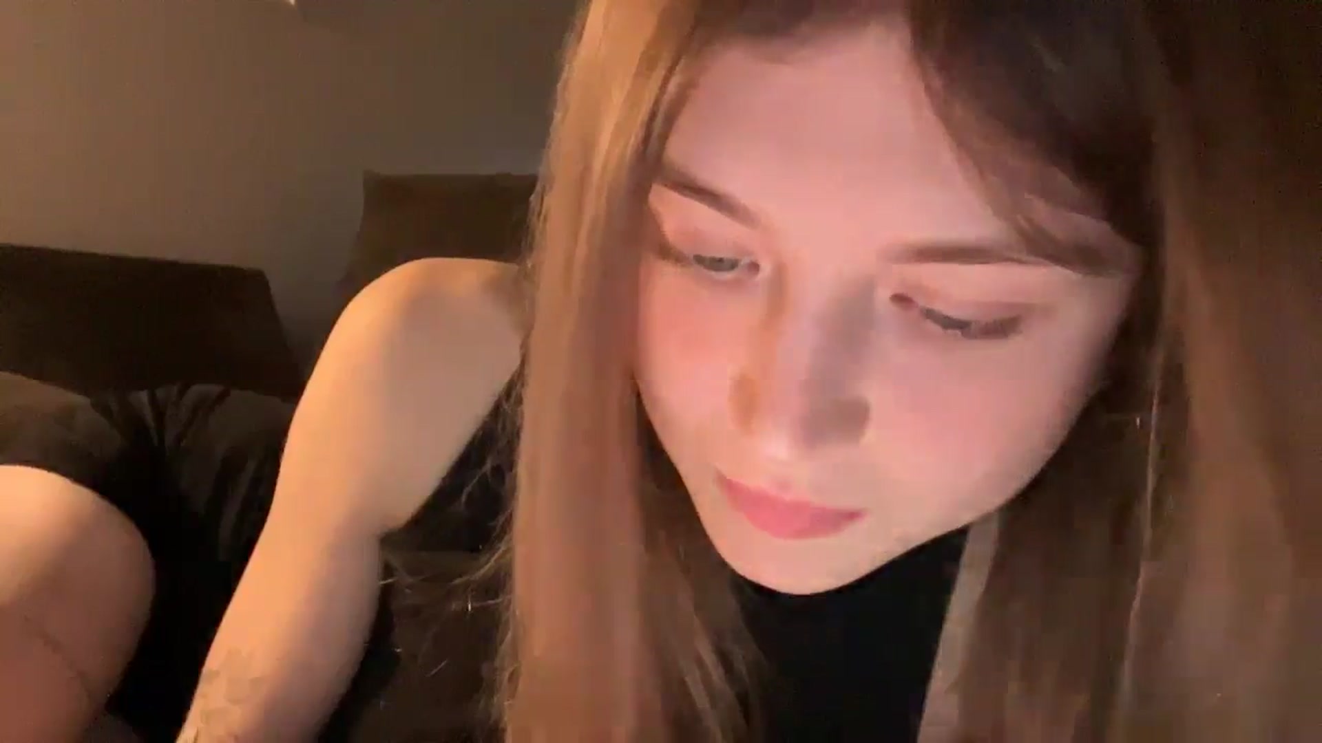 Gallery image thumbnail from Coconut_dream's myfreecams stream on, 10/29/2024, 21:41 image 20 of 20