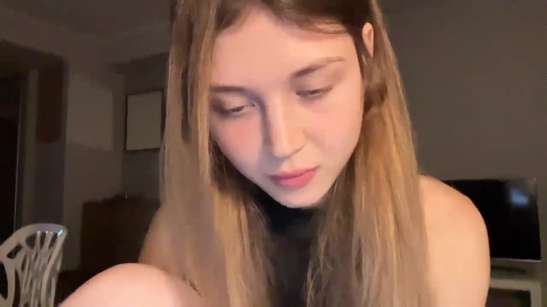 Gallery image thumbnail from Coconut_dream's myfreecams stream on, 10/29/2024, 21:41 image 6 of 20
