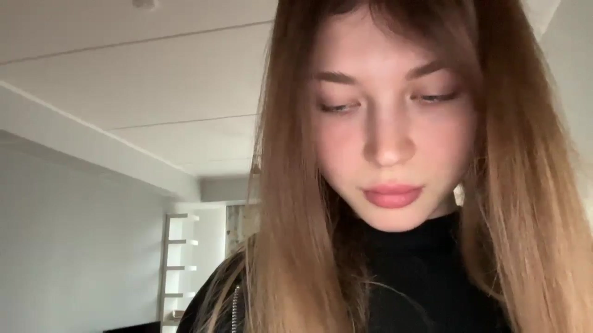 Gallery image thumbnail from Coconut_dream's myfreecams stream on, 10/30/2024, 09:02 image 10 of 20