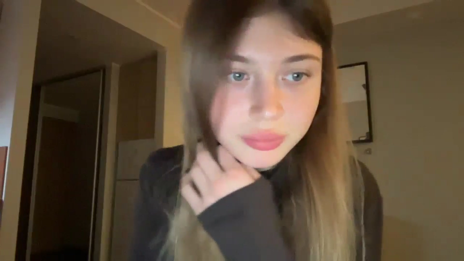 Gallery image thumbnail from Coconut_dream's myfreecams stream on, 11/02/2024, 19:12 image 13 of 20
