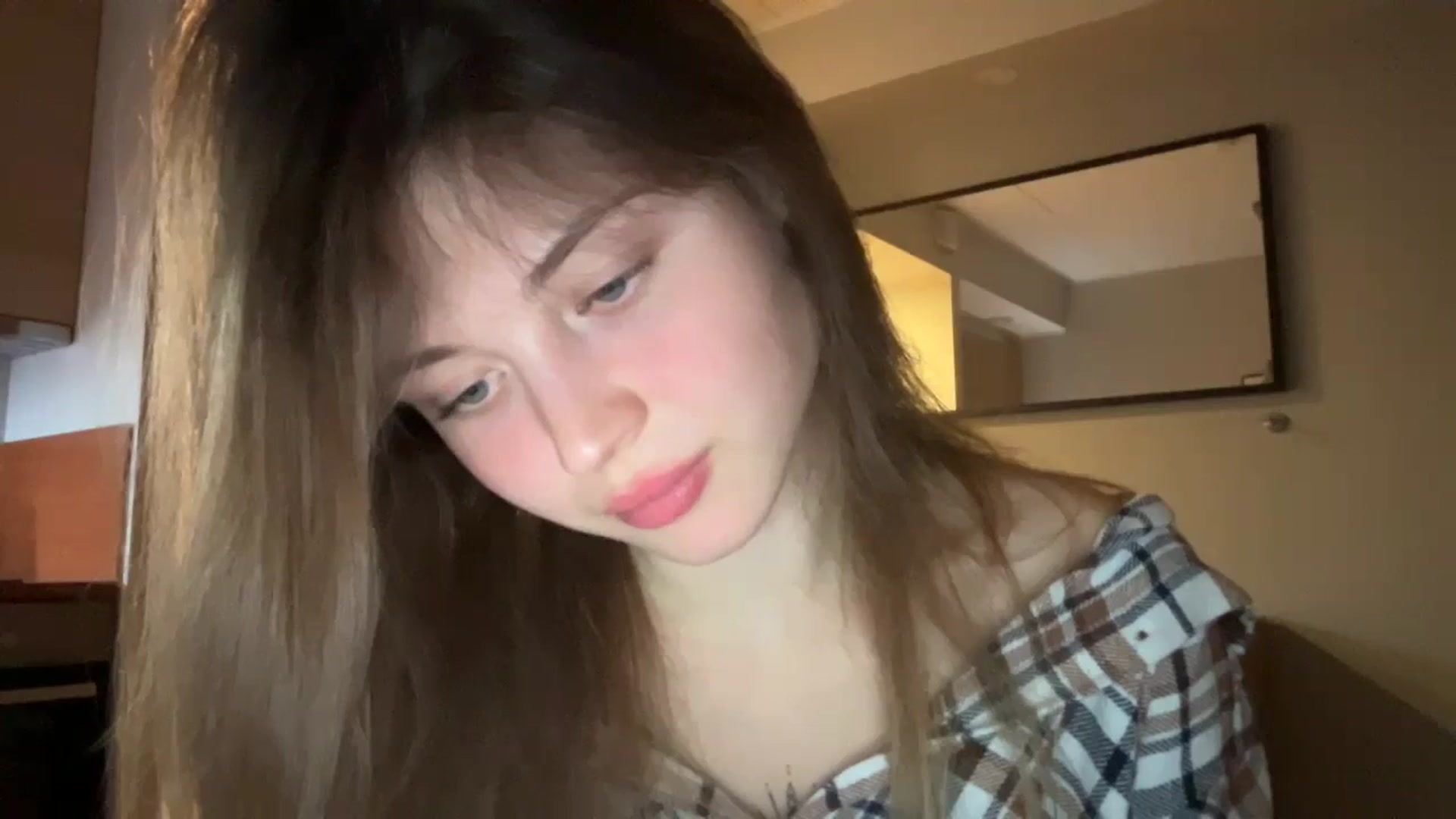 Gallery image thumbnail from Coconut_dream's myfreecams stream on, 11/03/2024, 21:21 image 4 of 20