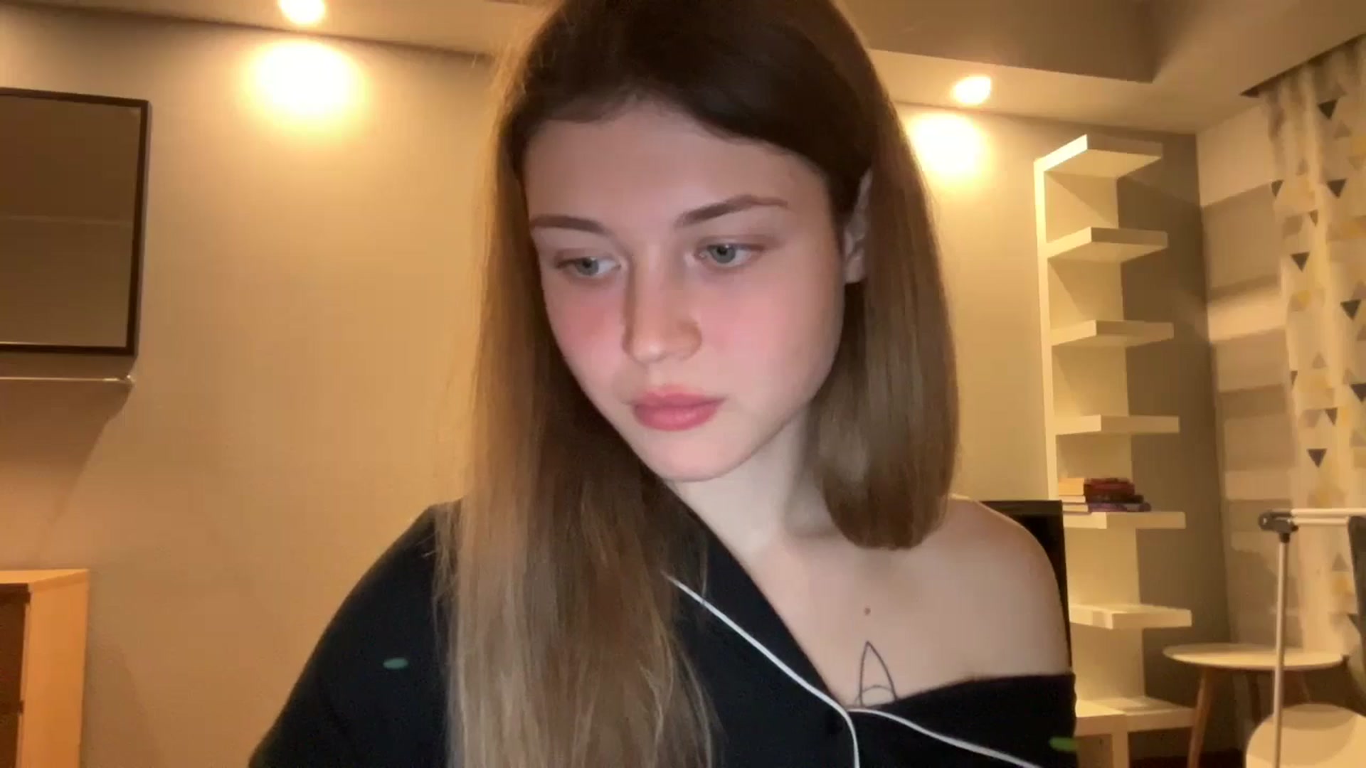 Gallery image thumbnail from Coconut_dream's myfreecams stream on, 11/04/2024, 18:52 image 14 of 20
