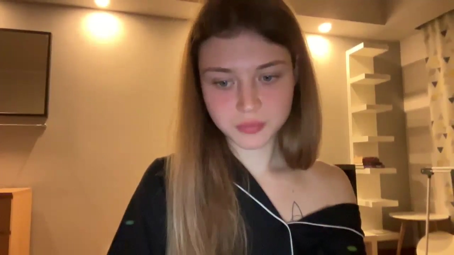 Gallery image thumbnail from Coconut_dream's myfreecams stream on, 11/04/2024, 18:52 image 5 of 20