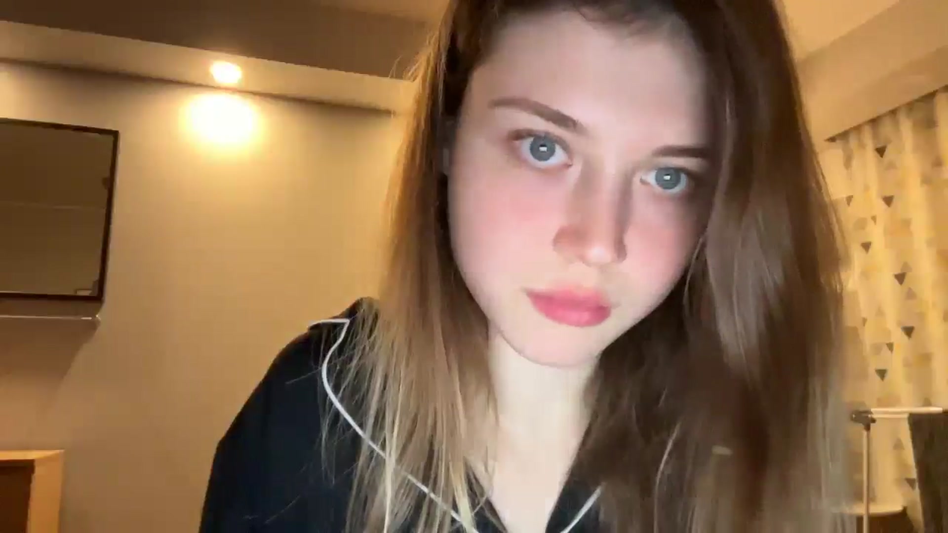 Gallery image thumbnail from Coconut_dream's myfreecams stream on, 11/04/2024, 20:58 image 13 of 20